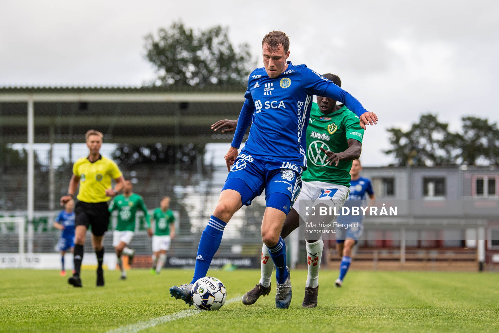 Sundsvalls Niklas Dahlström och Jönköpings Pa Konate
