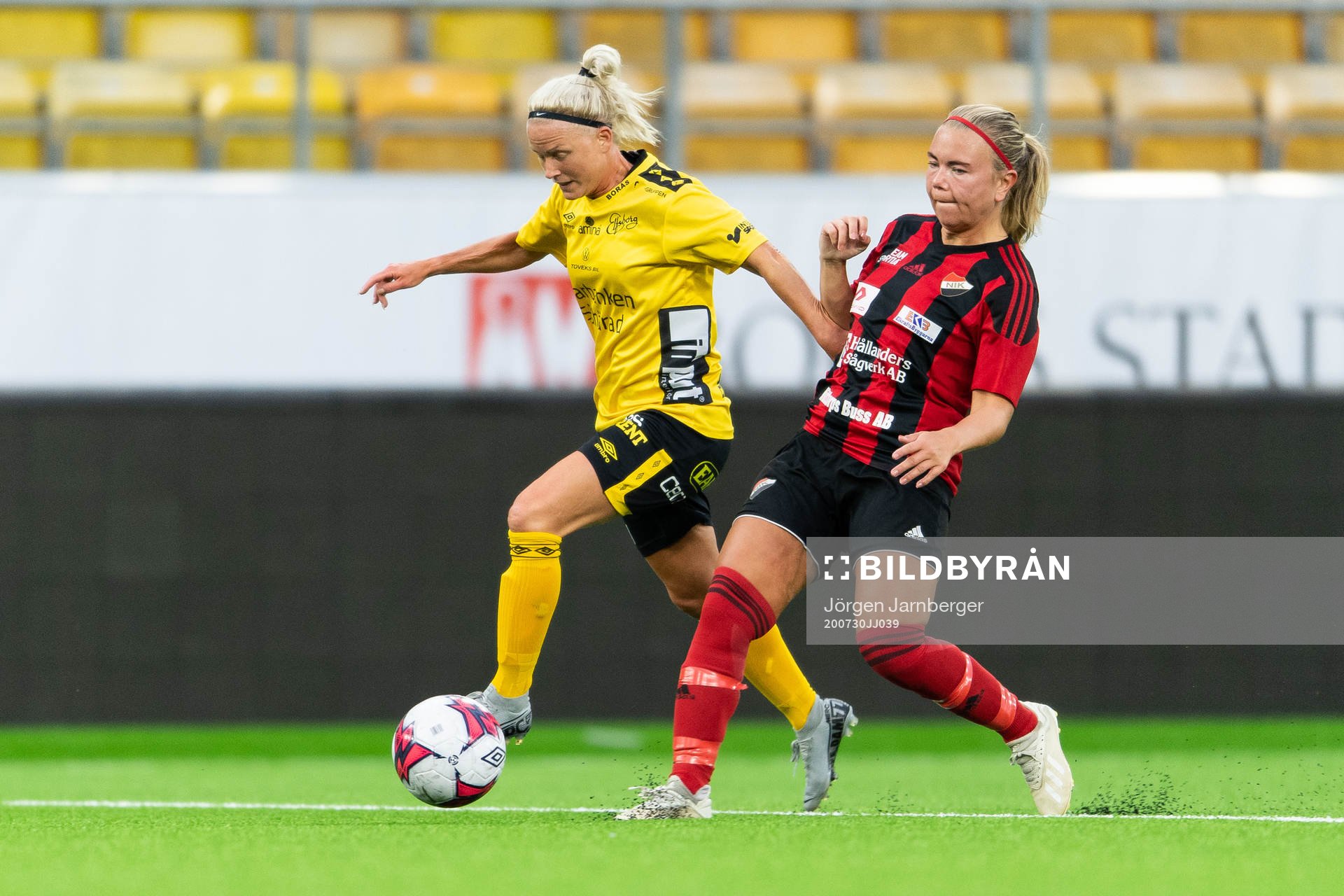 Elfsborgs Sara Jardving och Nittorps Elin Hultin