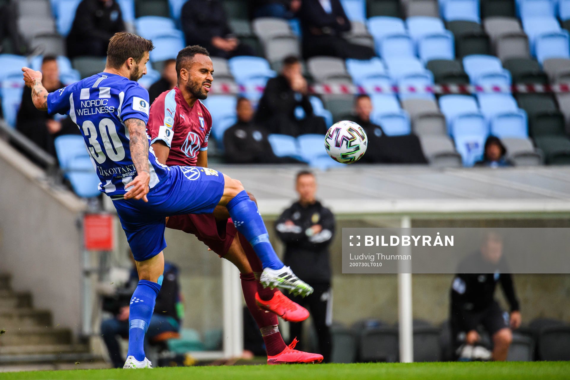 IFK Göteborgs Mattias Bjärsmyr och Malmö FFs Isaac Kiese