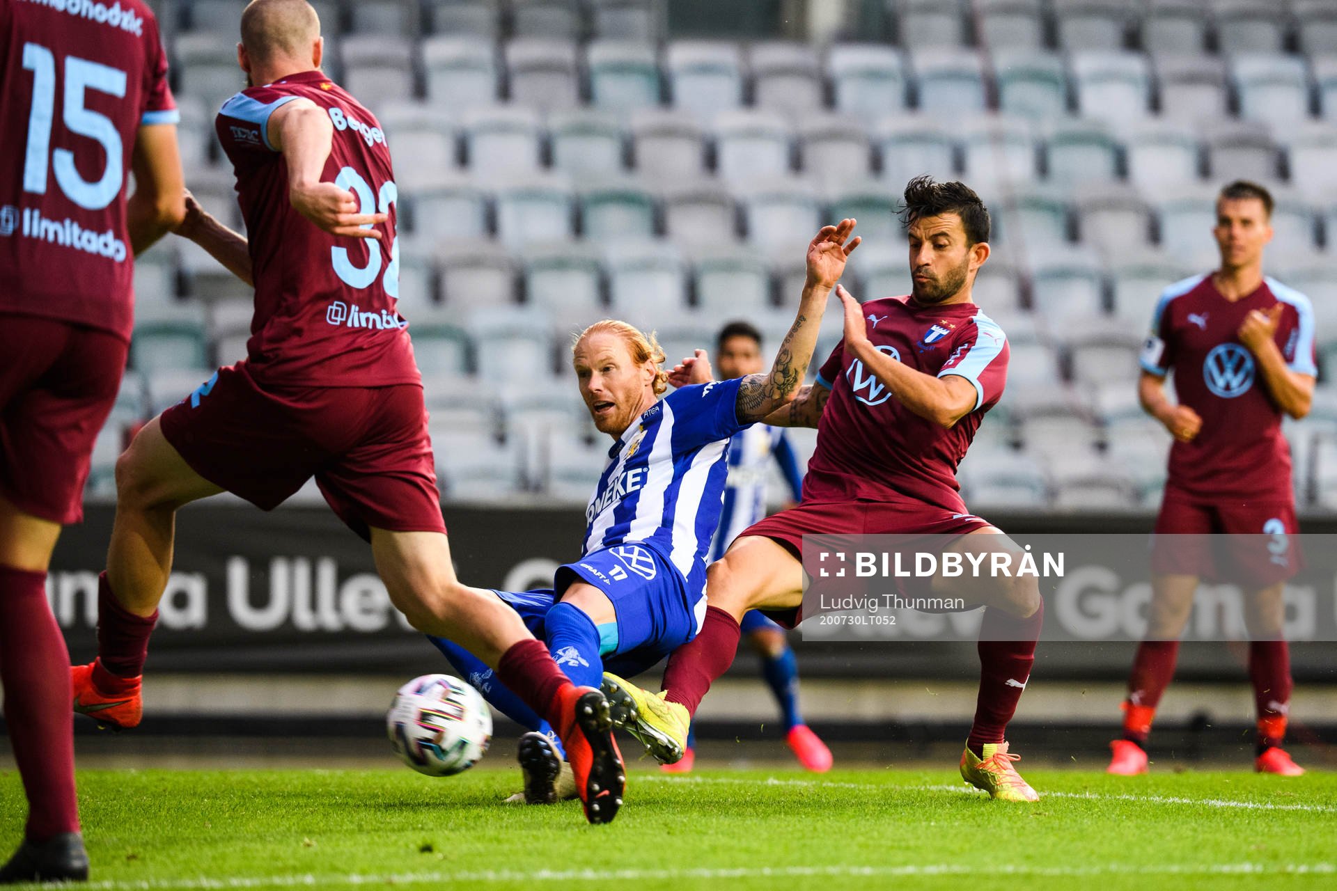 IFK Göteborgs Alexander Farnerud gör 2-1 framför Malmö