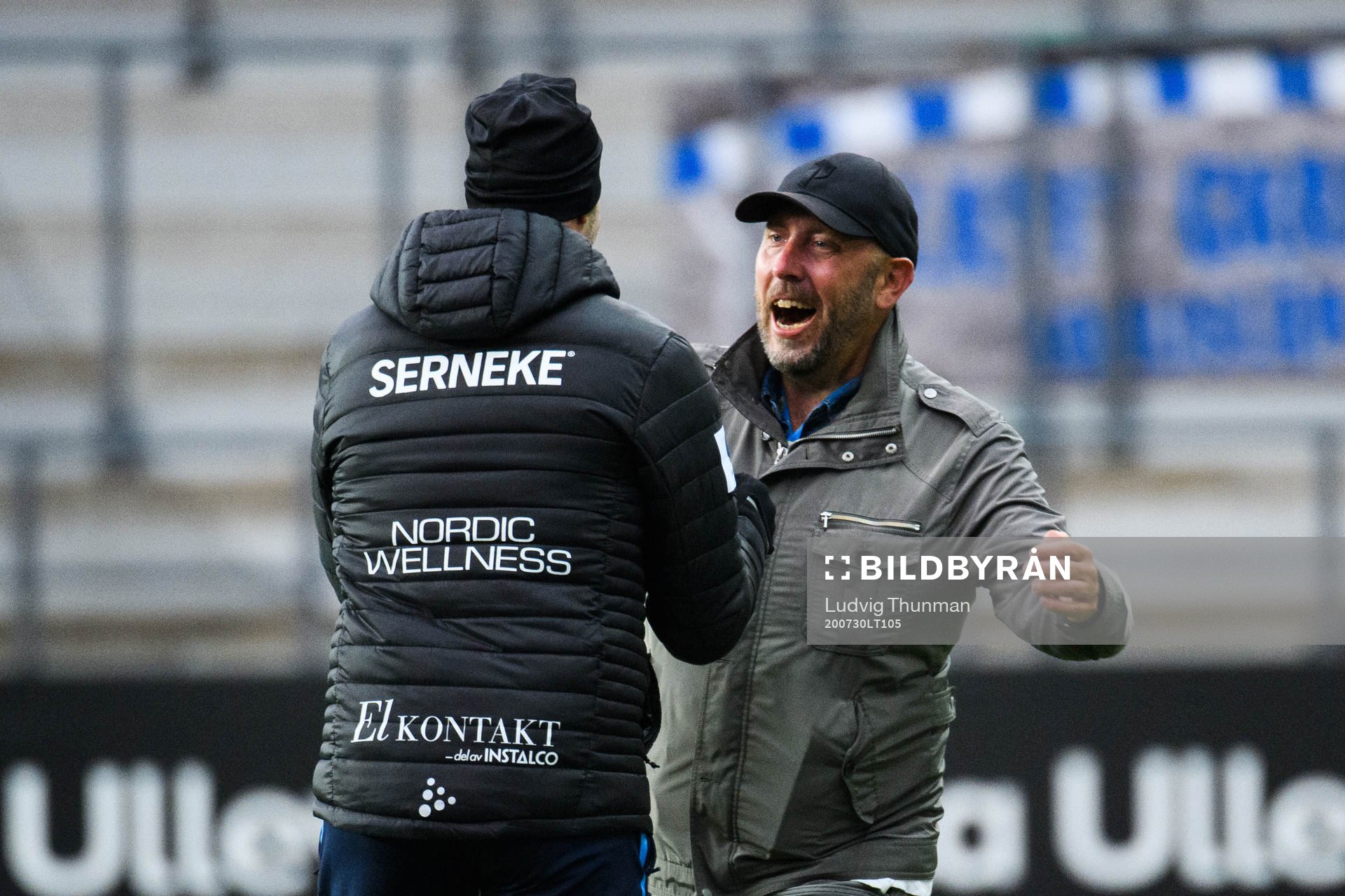 IFK Göteborgs klubbdirektör Max Markusson jublar