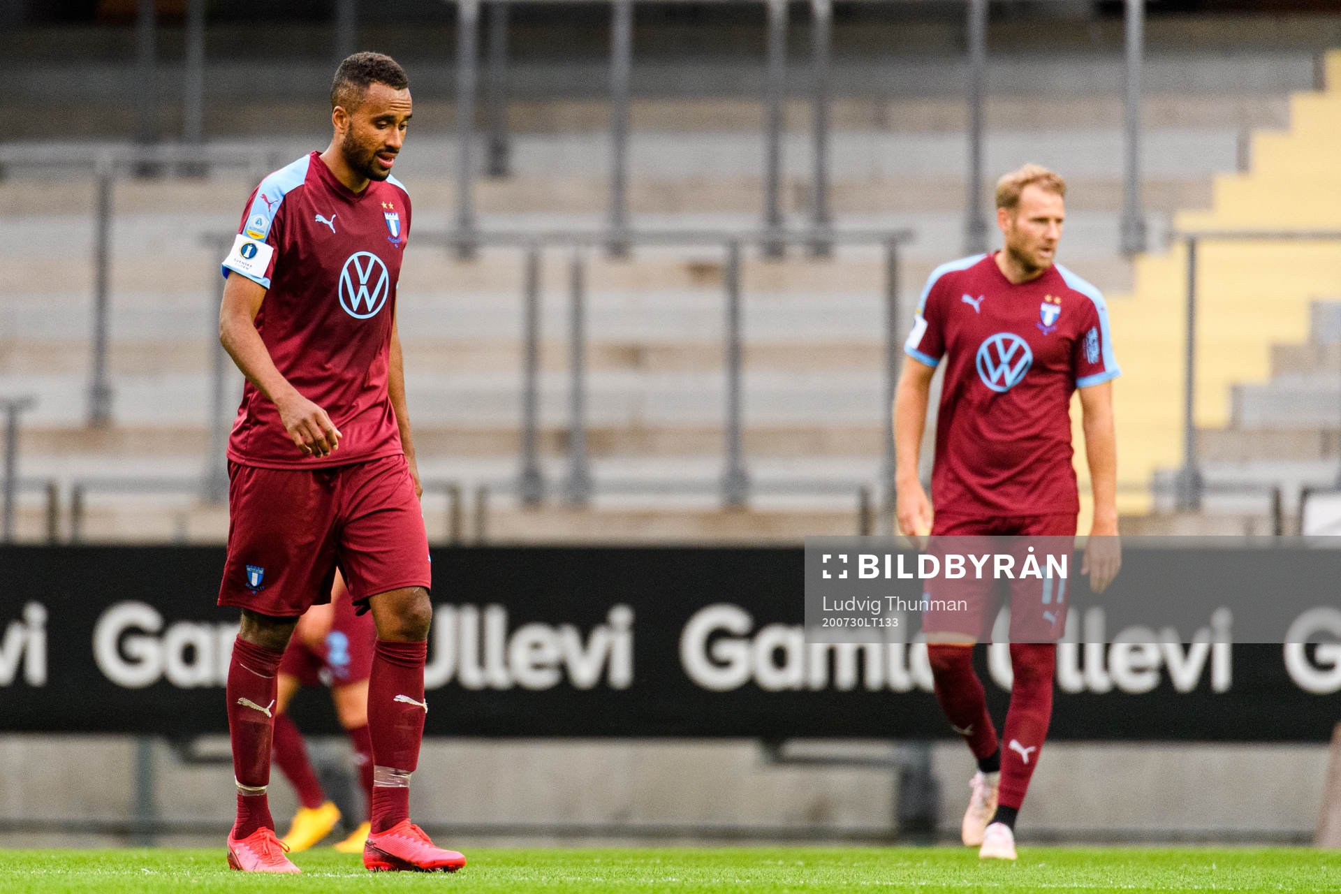 Malmö FFs Isaac Kiese Thelin och Ola Toivonen deooar