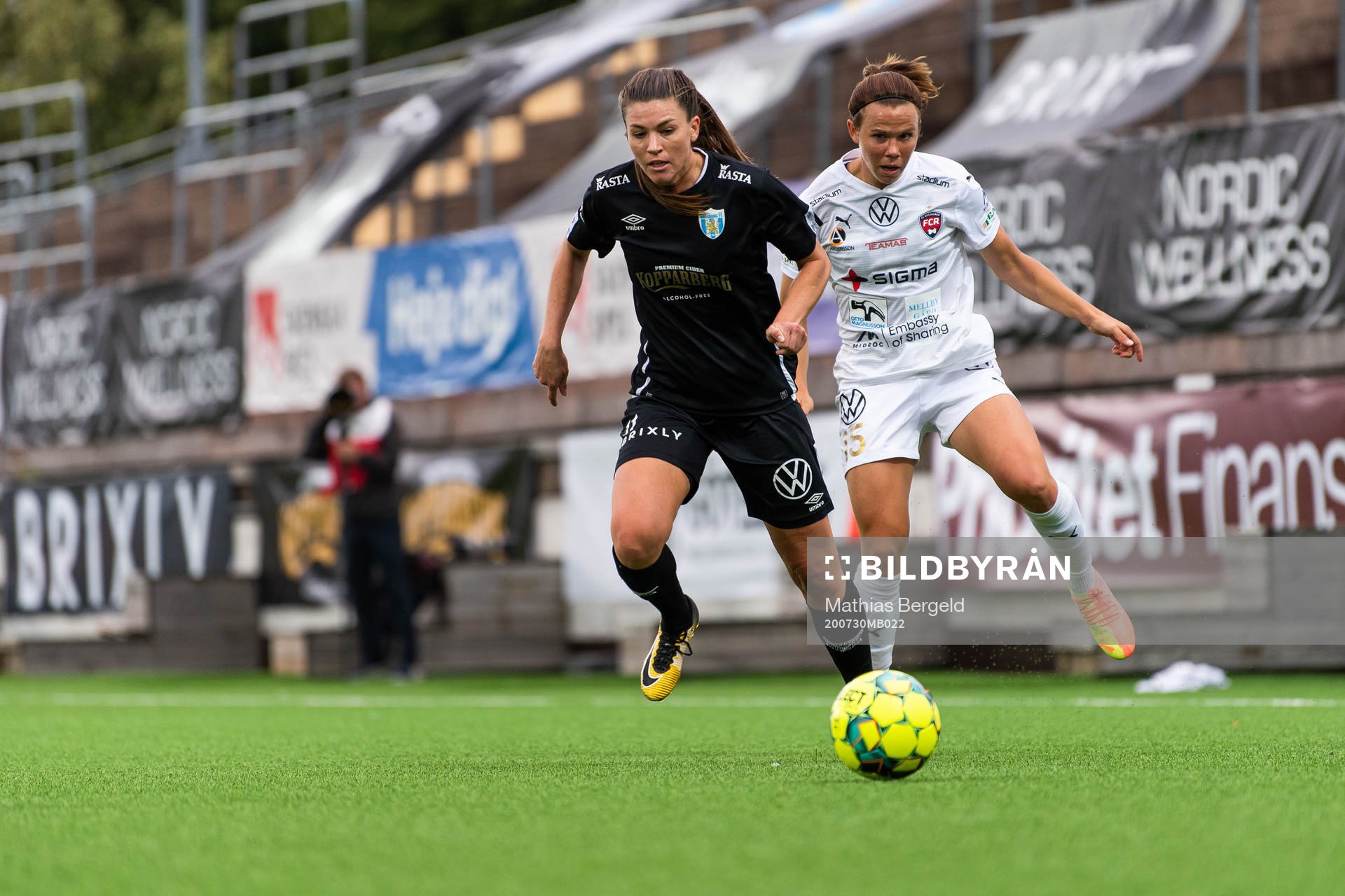 Göteborgs Pauline Hammarlund och Rosengårds Jessica
