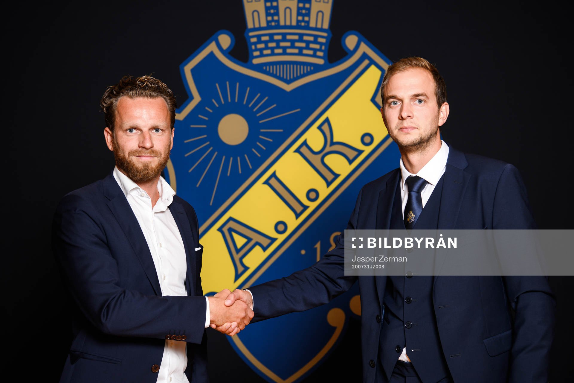 s sportchef Henrik Jurelius med Bartosz Grzelak som