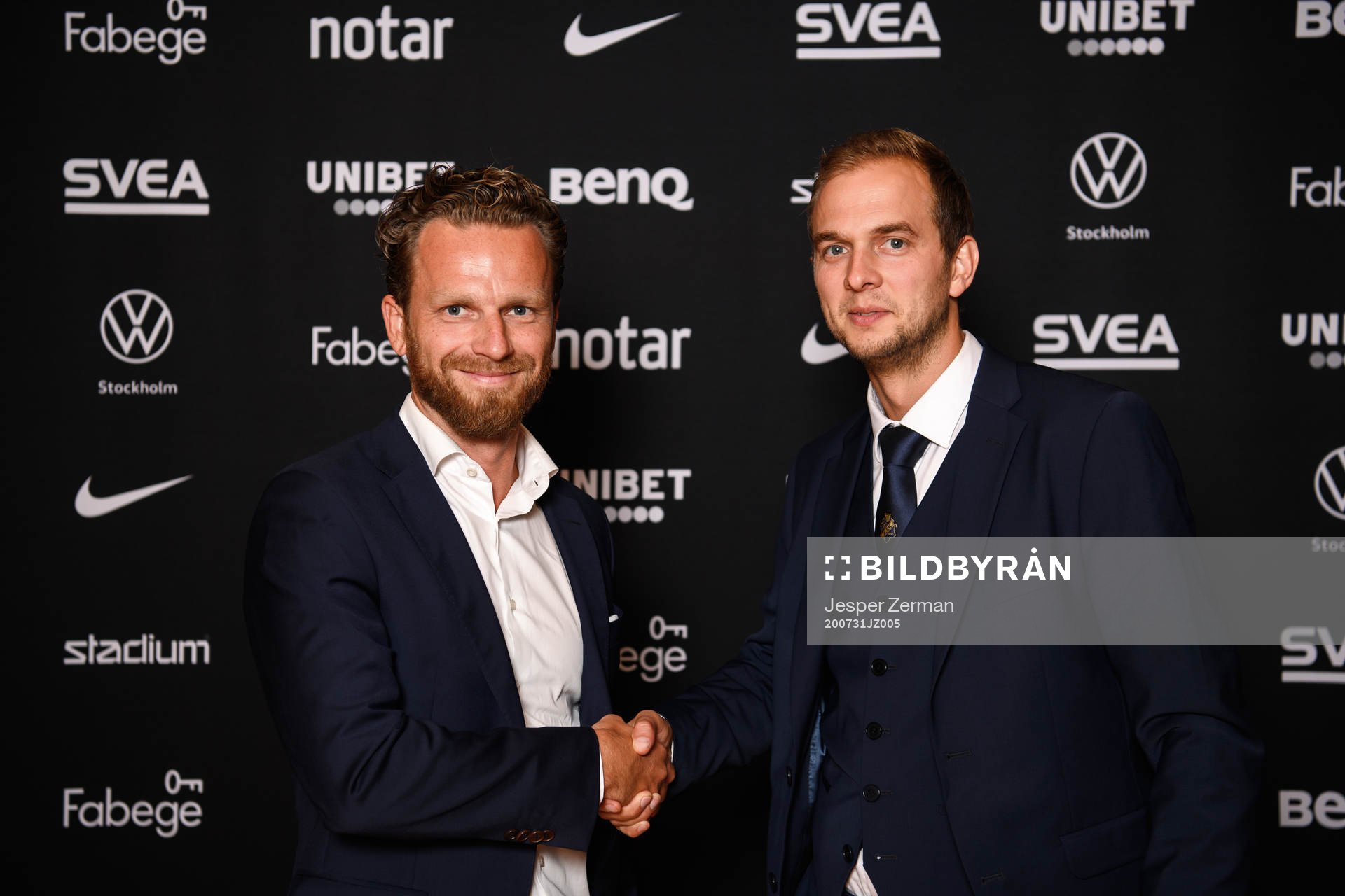 s sportchef Henrik Jurelius med Bartosz Grzelak som