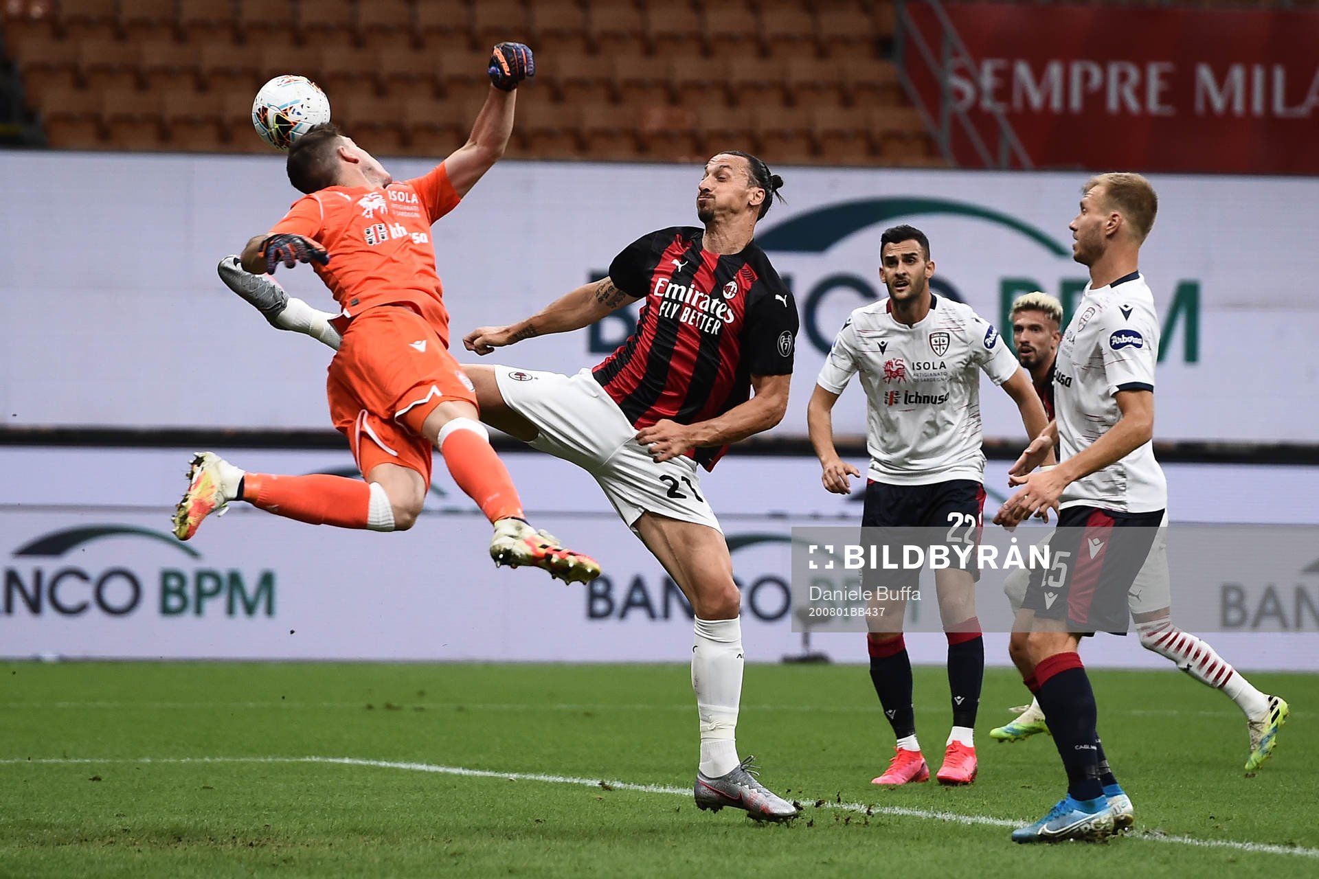 Goalkeeper Alessio Cragno of Cagliari and Zlatan Ibrahimovic