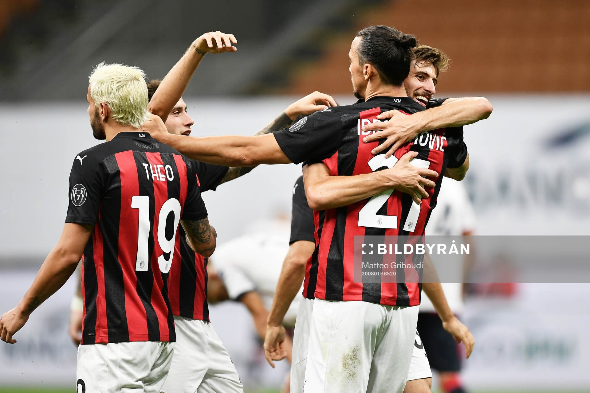 Zlatan Ibrahimovic celebrates