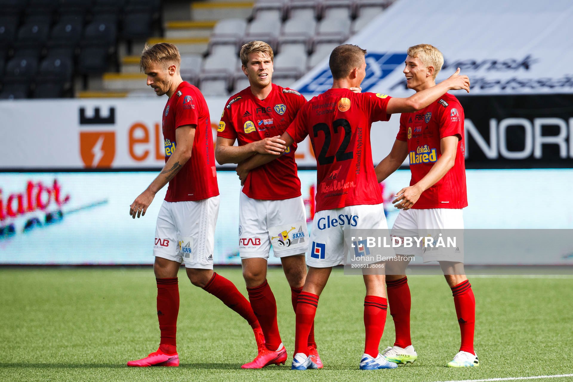 Falkenbergs spelare jublar