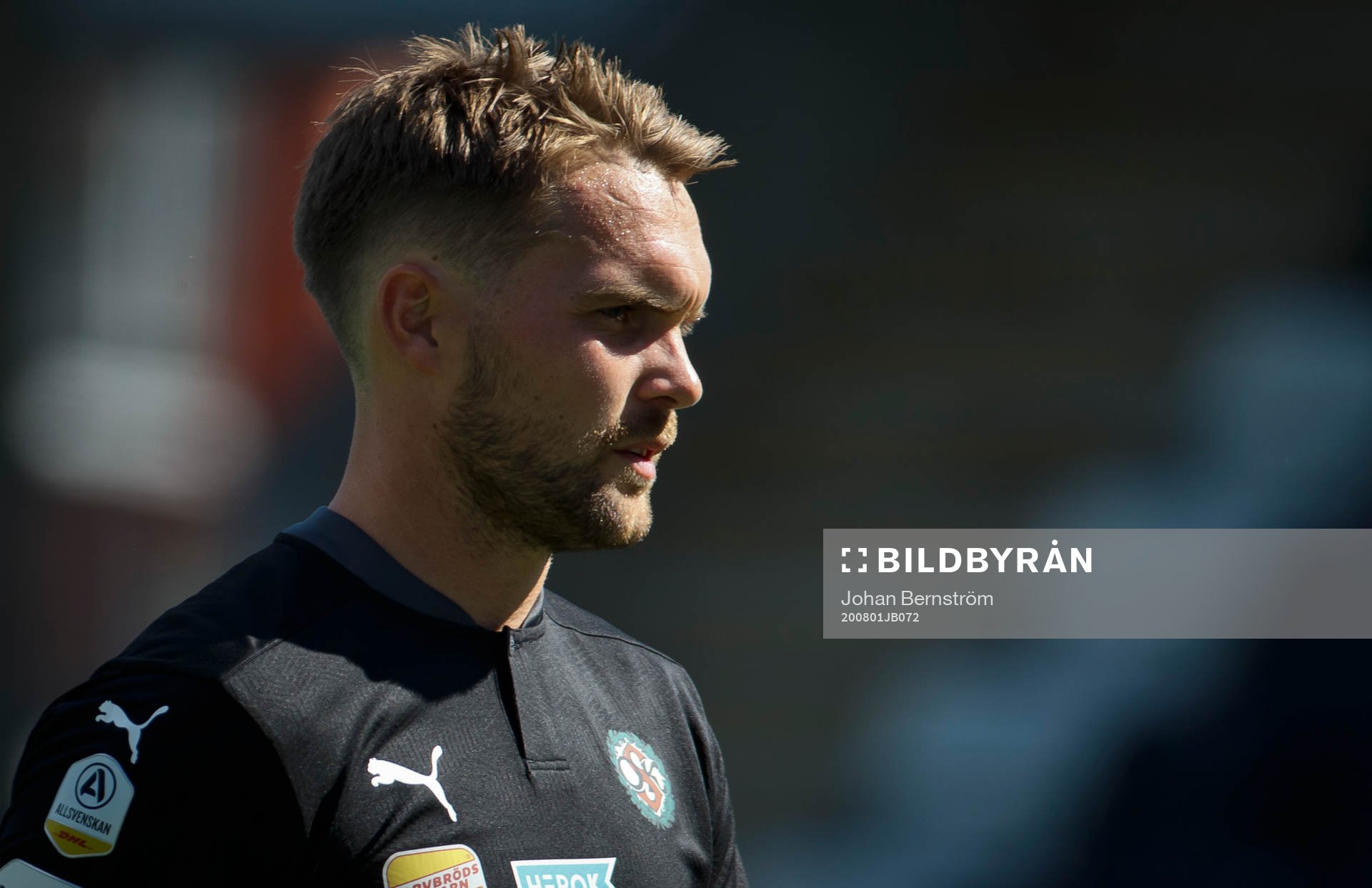 Örebros målvakt Oscar Jansson deppar