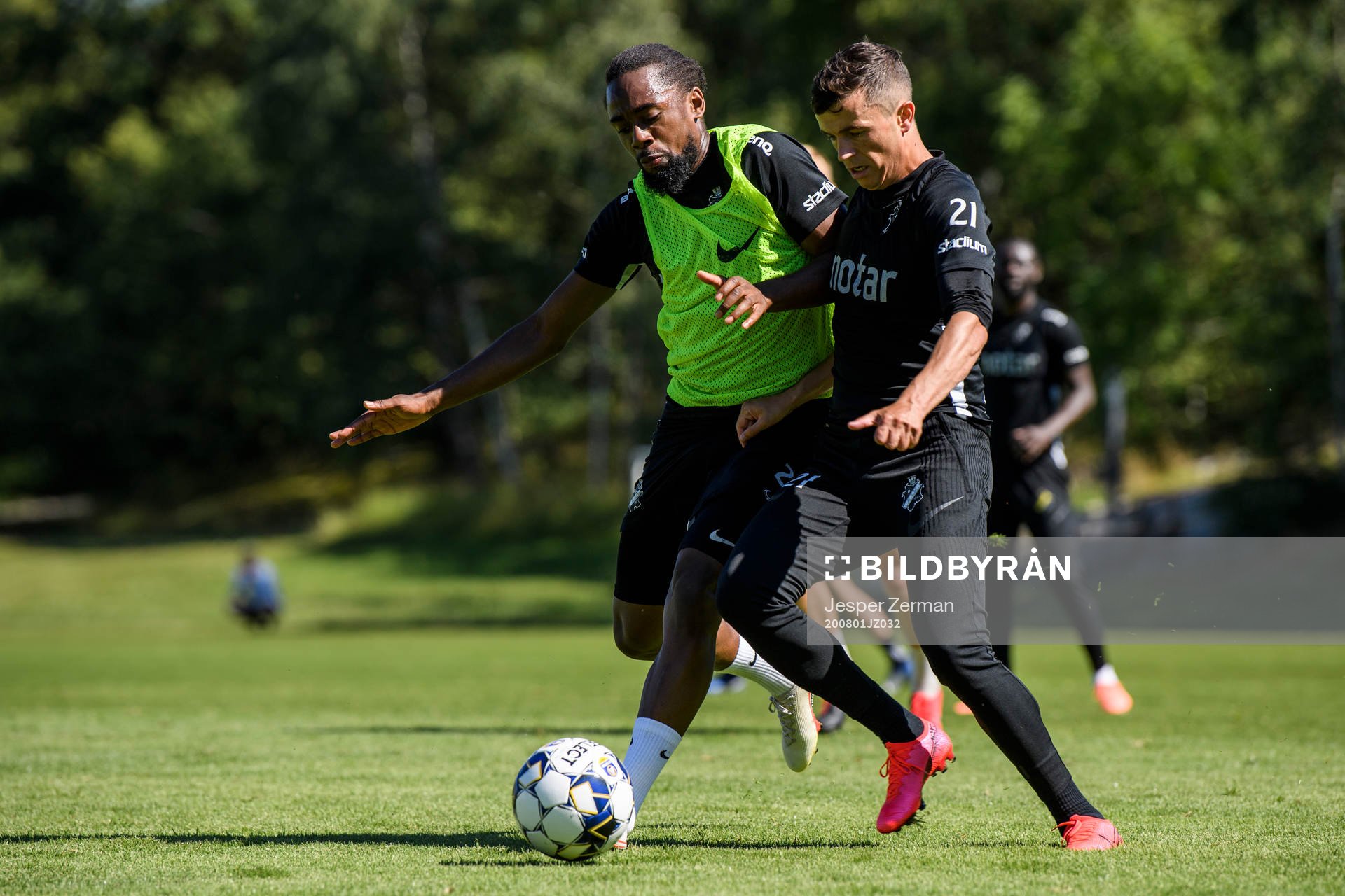 s Heradi Rashidi och Jasir Asani