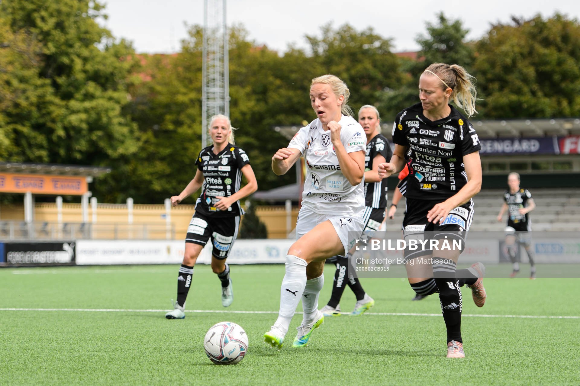 Rosengårds Mimmi Larsson och Piteås Lena Blomkvist