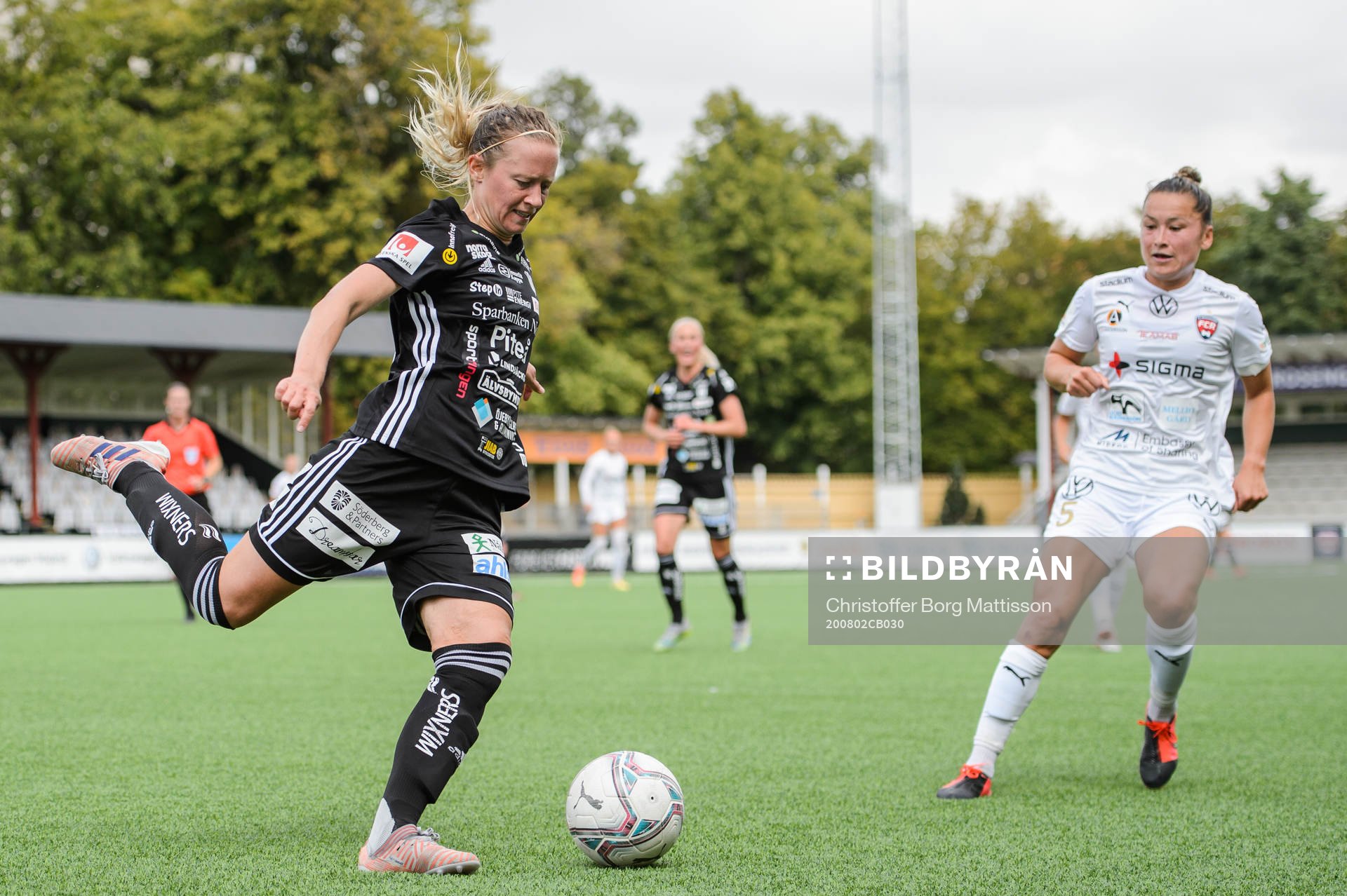 Piteås Lena Blomkvist och Rosengårds Alexandra Lowe Riley