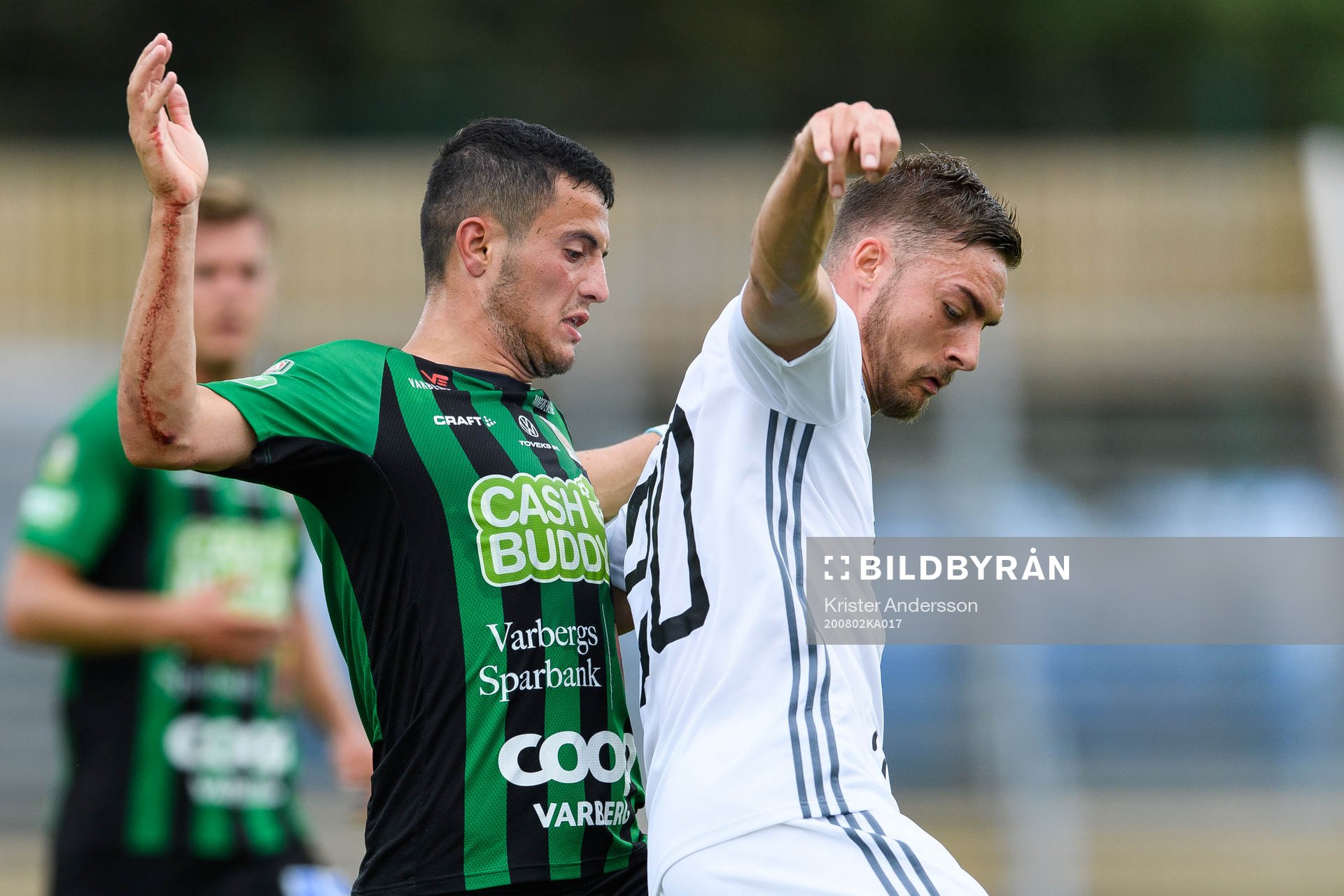 Varbergs Astrit Selmani och Östersunds Felix Hörberg