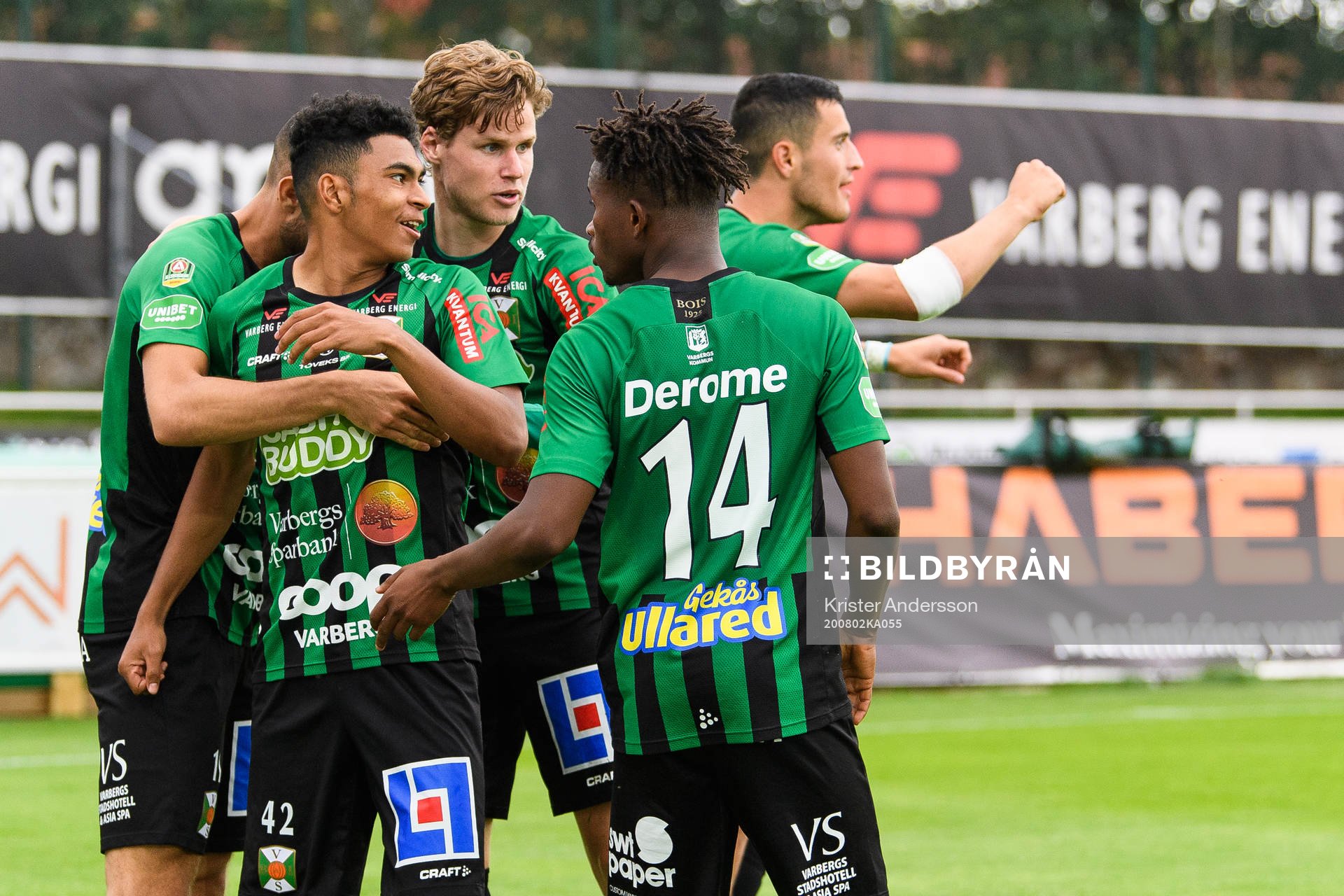 Varbergs spelare jublar