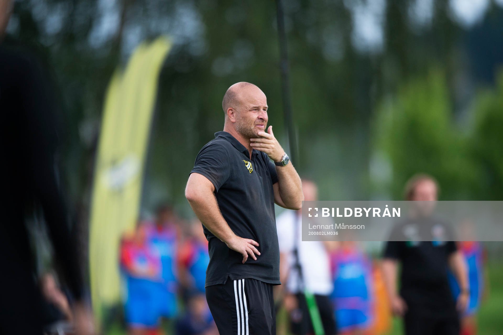 IFK Hässleholms ledare Magnus Jönsson  i matchen mellan