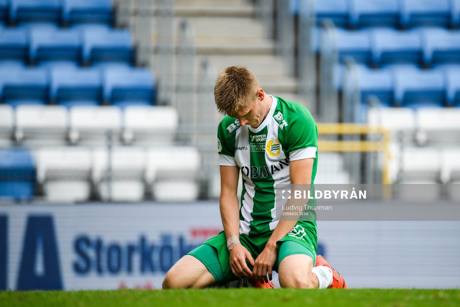 Hammarbys Aron Johansson deppar