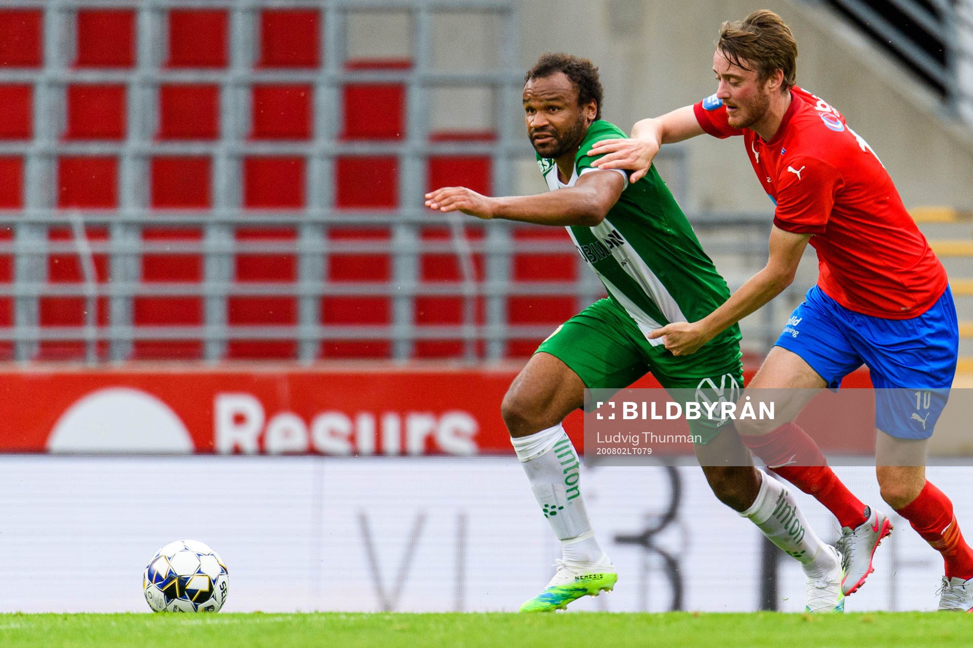 Hammarbys Serge-Junior Martinsson Ngouali och Helsingborgs