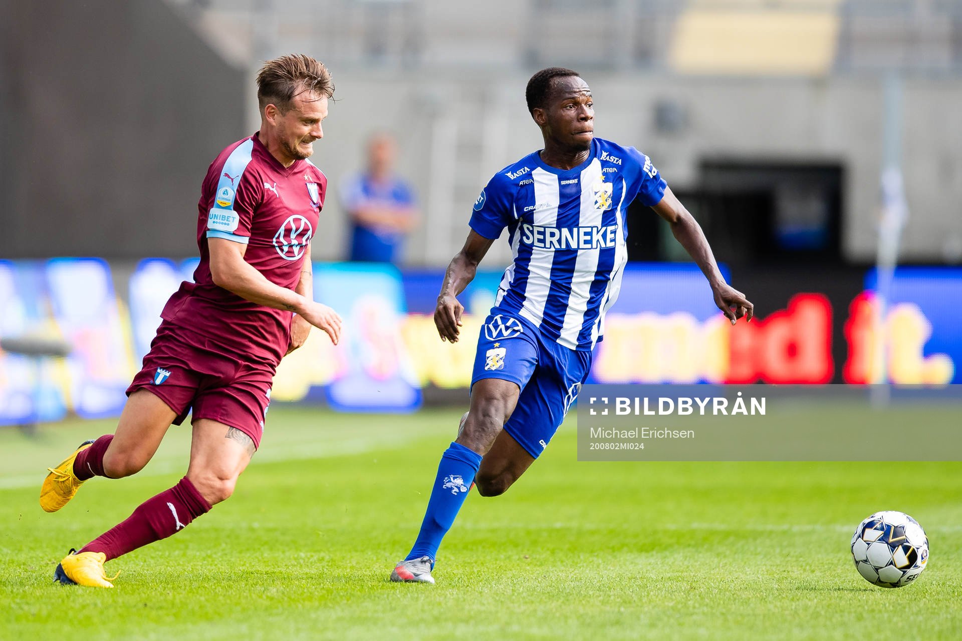 Malmö FFs Eric Larsson och IFK Göteborgs Alhassan Yusuf