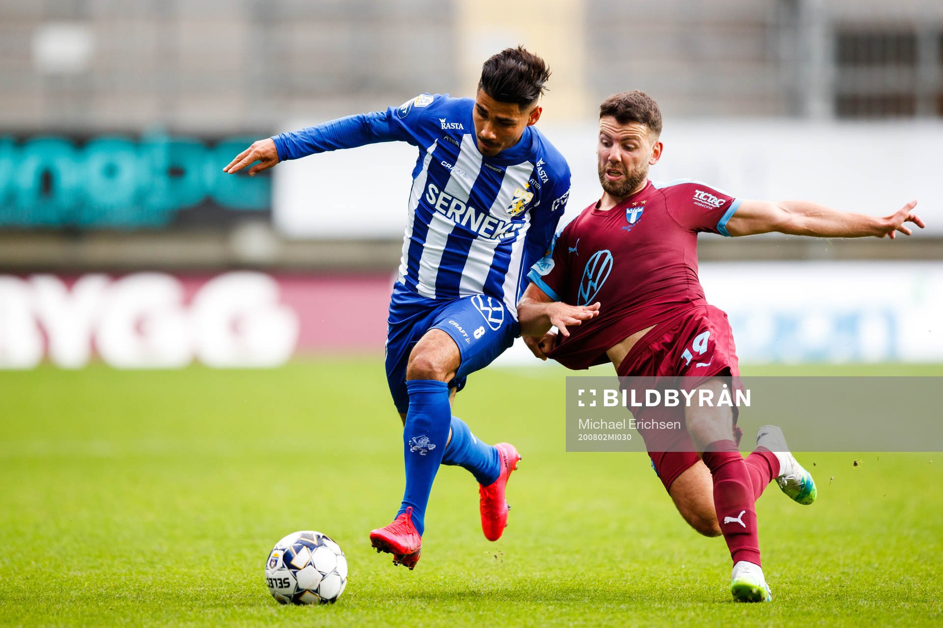 IFK Göteborgs Hosam Aiesh och Malmö FFs Erdal Rakip