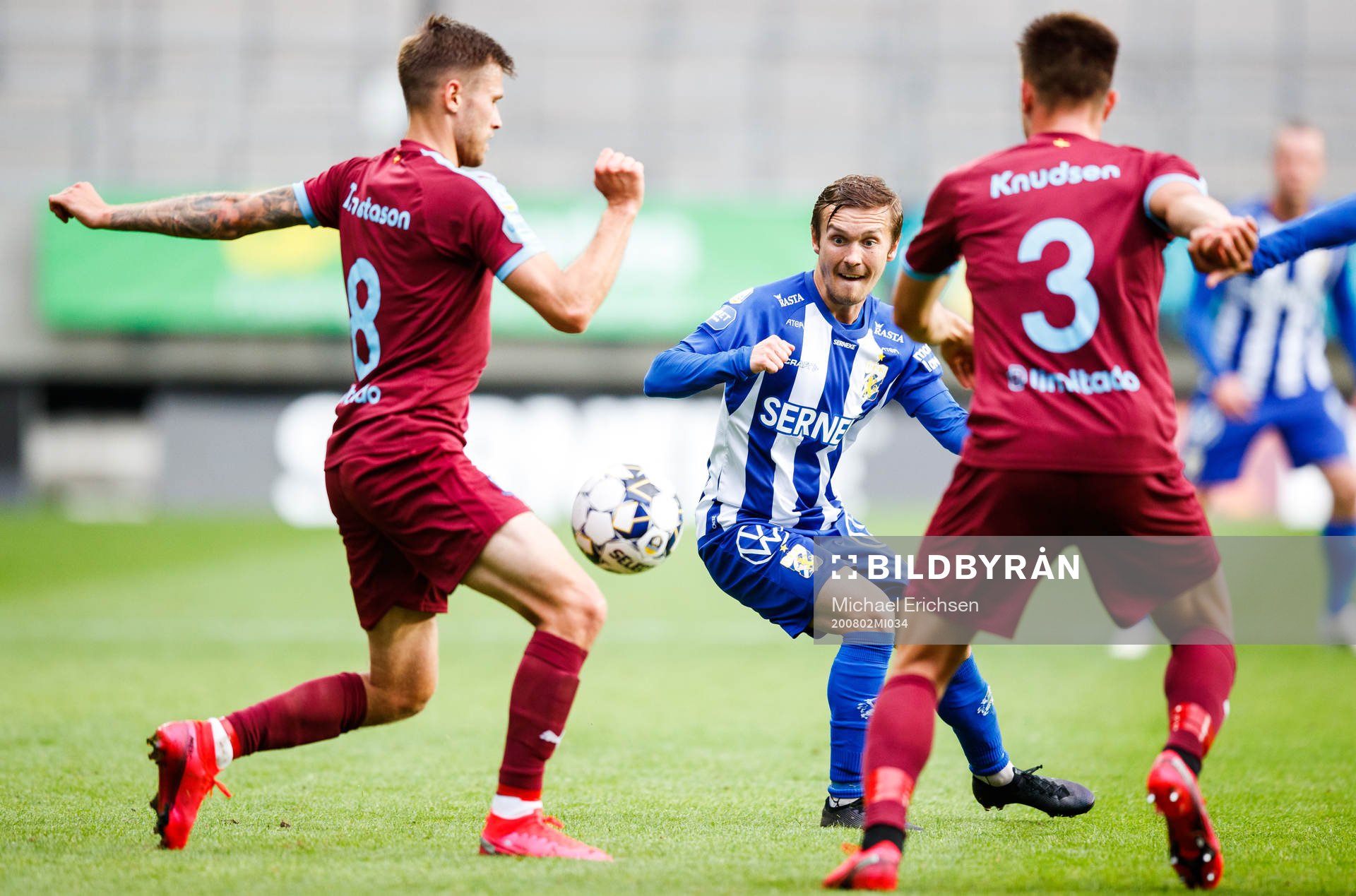 Malmö FFs Arnór Traustason och IFK Göteborgs Patrik