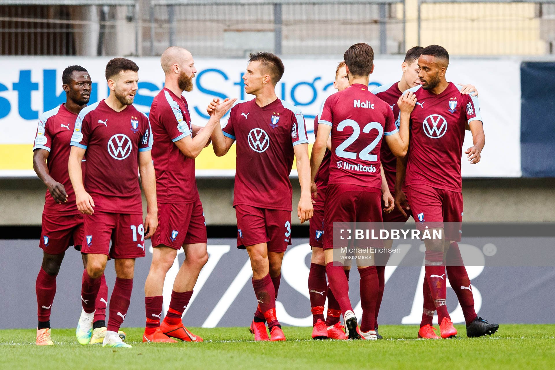 Malmö FFs Jo Inge Berget jublar med Jonas Knudsen