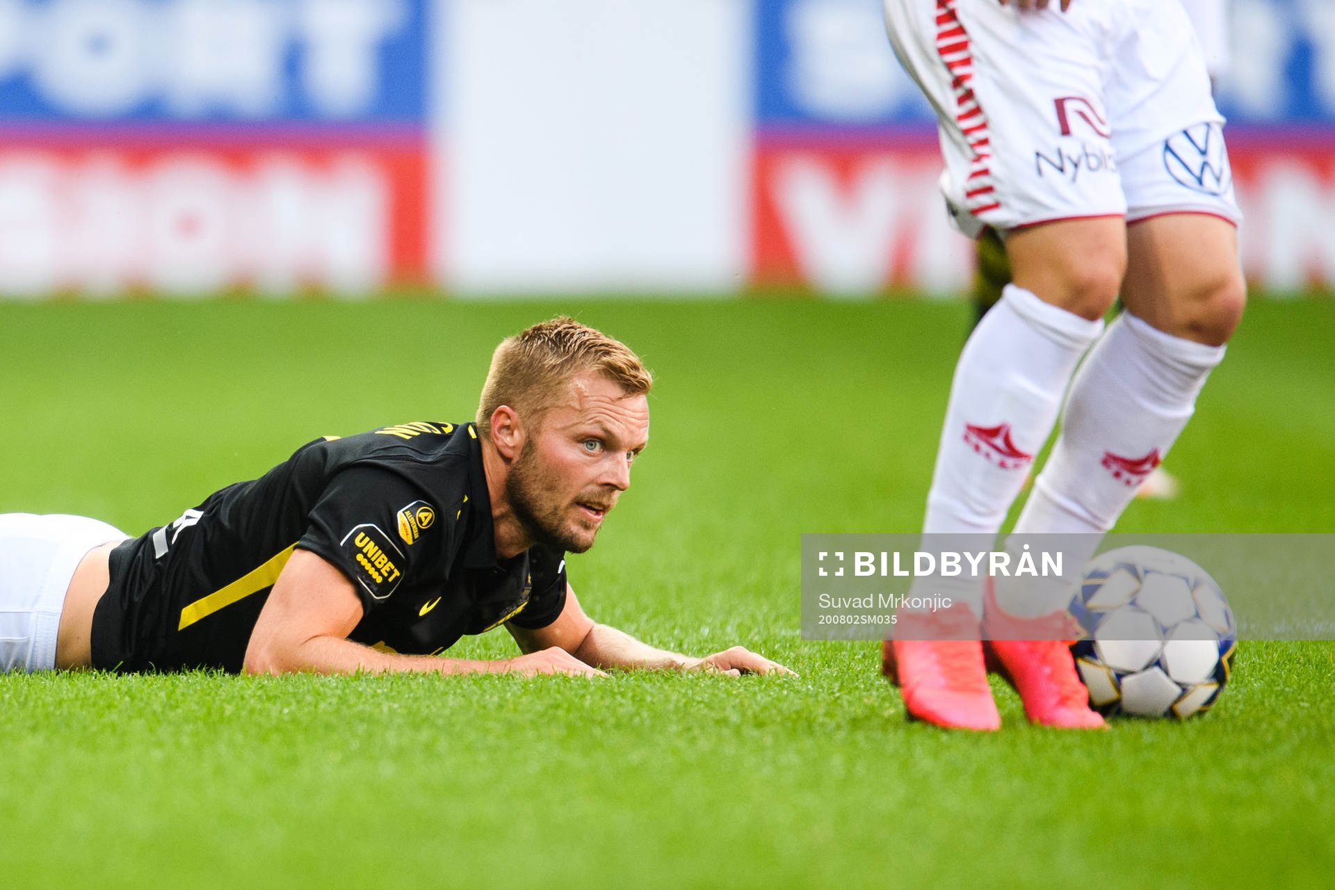 s Sebastian Larsson deppar