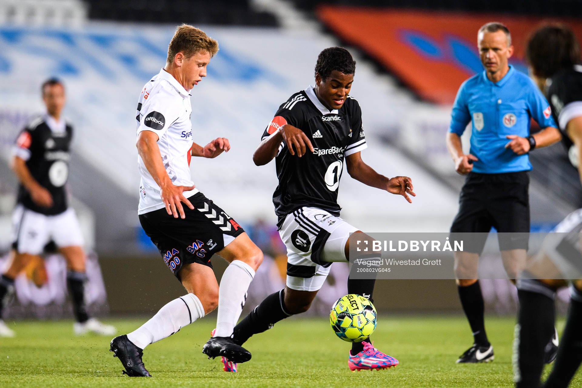 Filip Jørgensen of Odd and Emil Ceide of Rosenborg