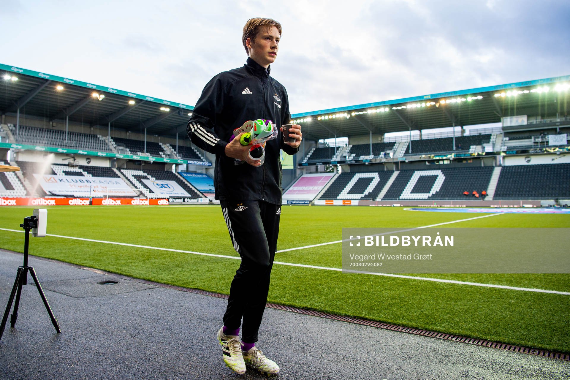 Goalkeeper Sander Tangvik of Rosenborg
