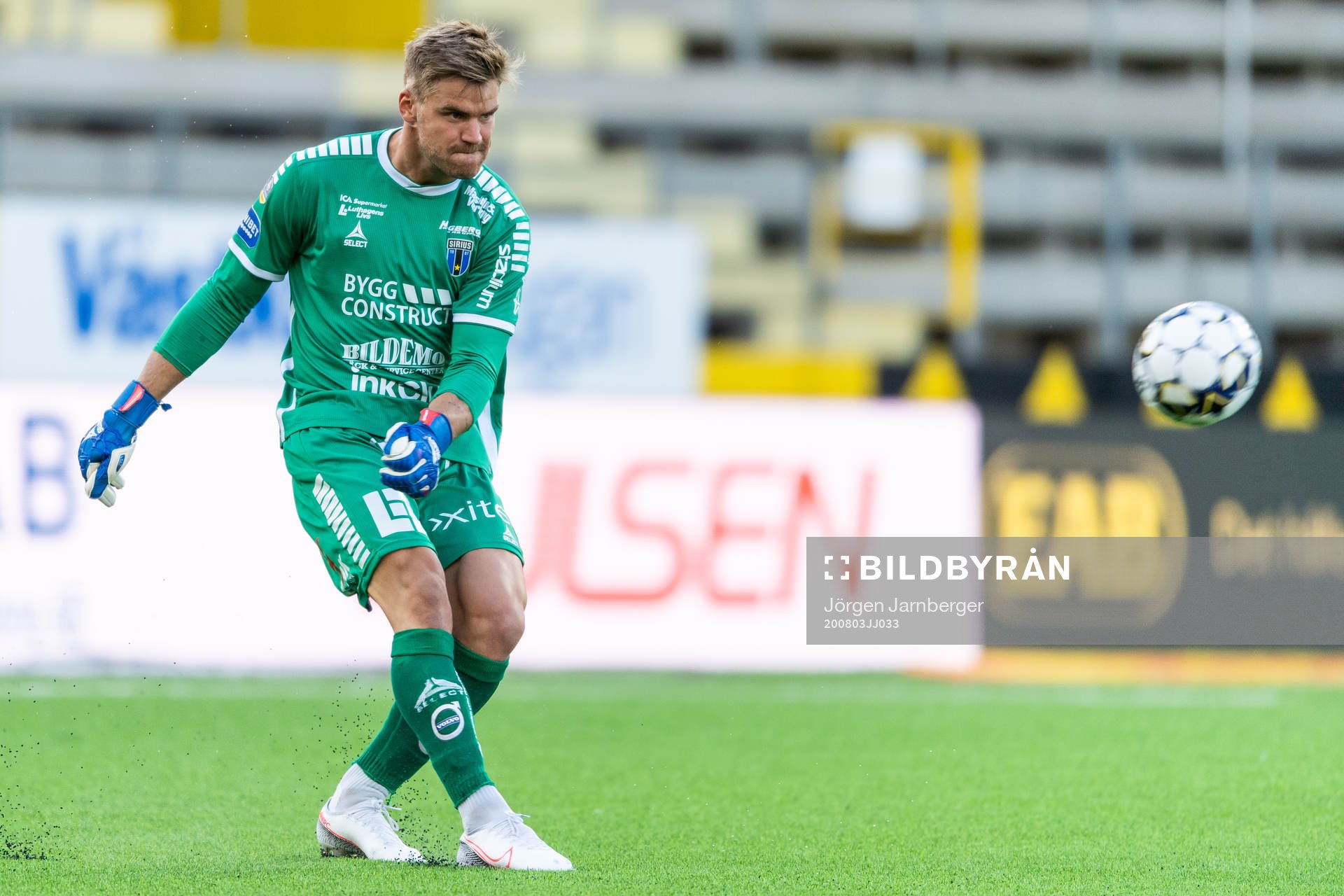 Sirius målvakt Lukas Jonsson