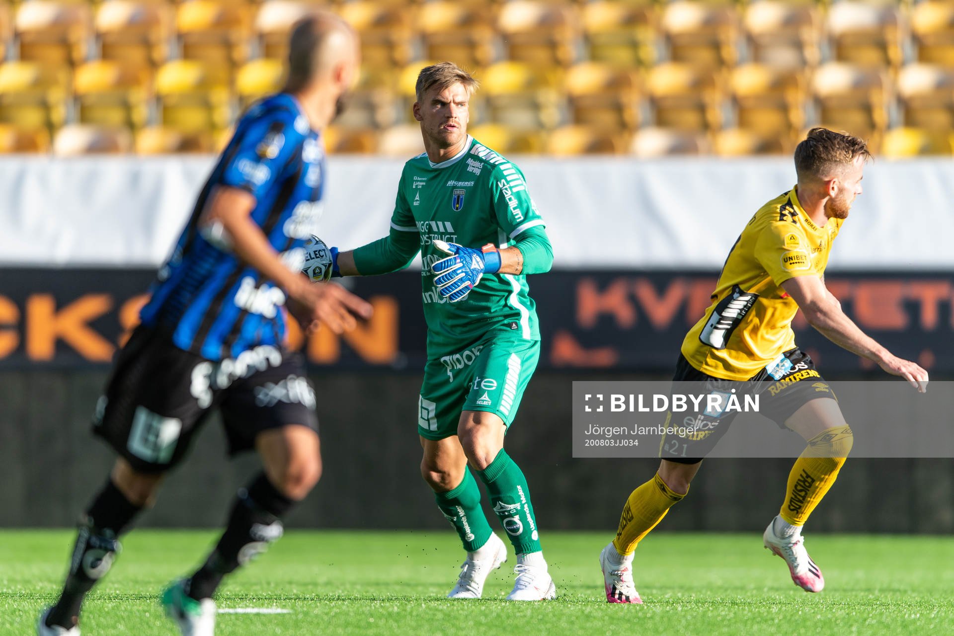 Sirius målvakt Lukas Jonsson