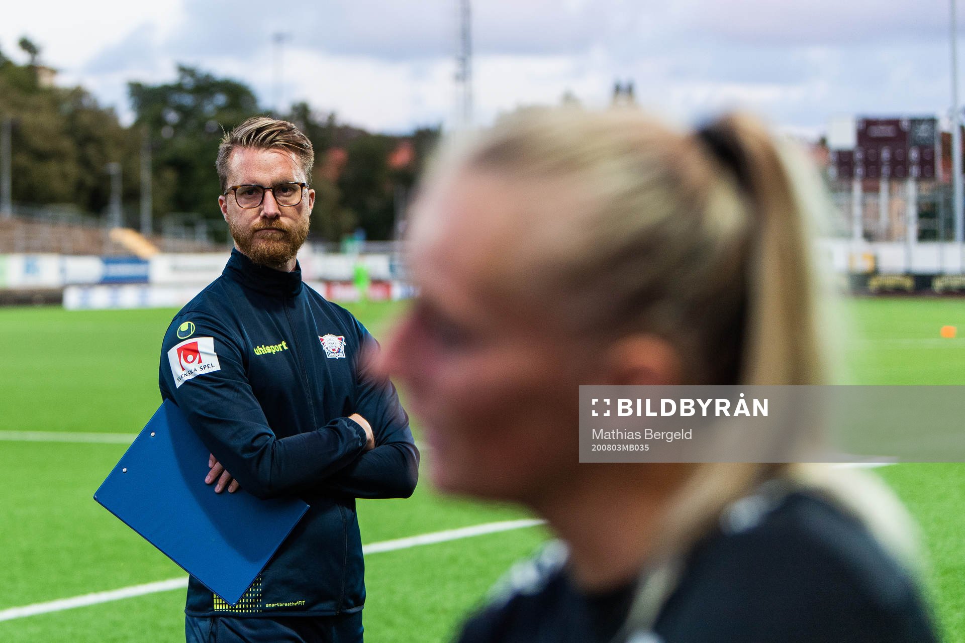 Linköpings tränare Olof Unogård ser Göteborgs Stina