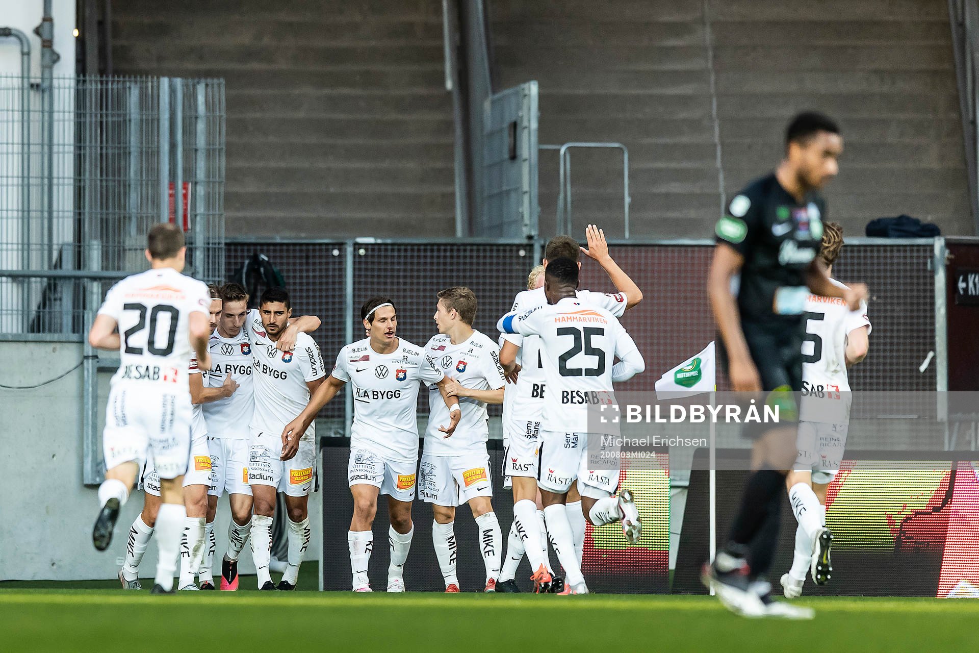 Örgrytes Lukas Browning Lagerfeldt jublar efter 2-1 under fotbollsmatchen i Superettan  mellan Örgryte och Västerås SK den 3 augusti 2020 i Göteborg.