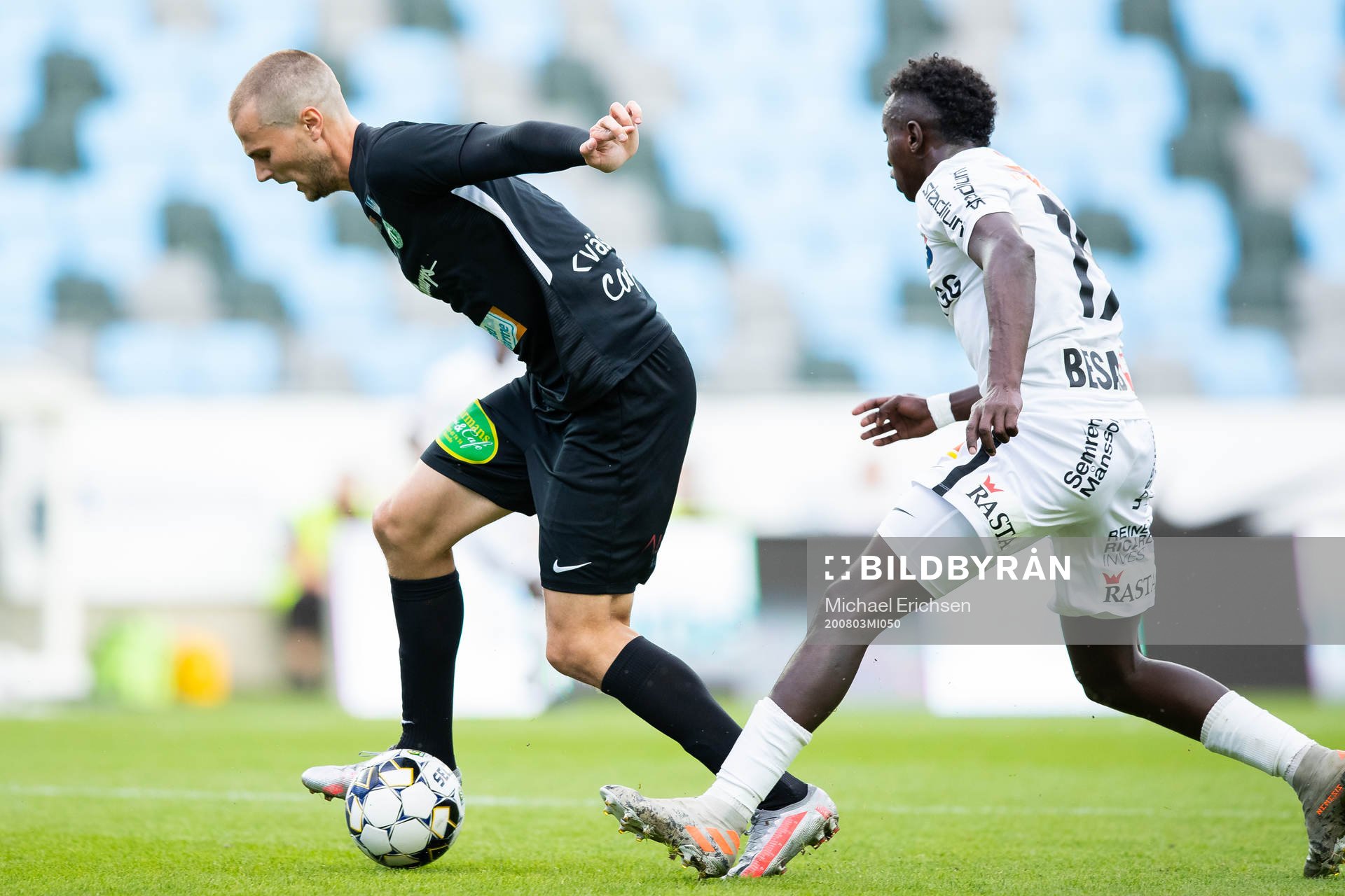 Västerås Jonas Hellgren och Örgrytes Mohamed Said Adan