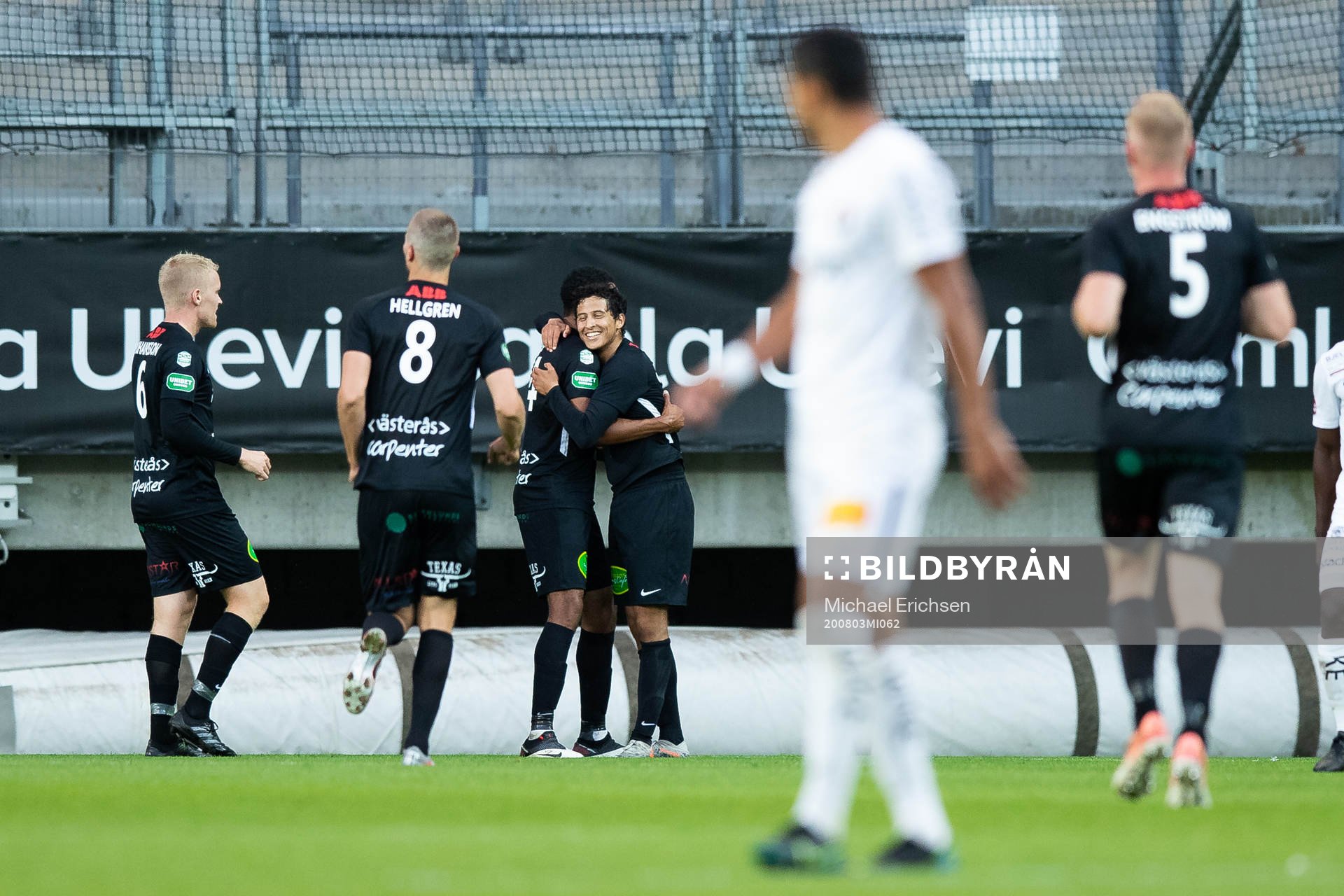 Västerås Brian Span jublar med lagkamrater