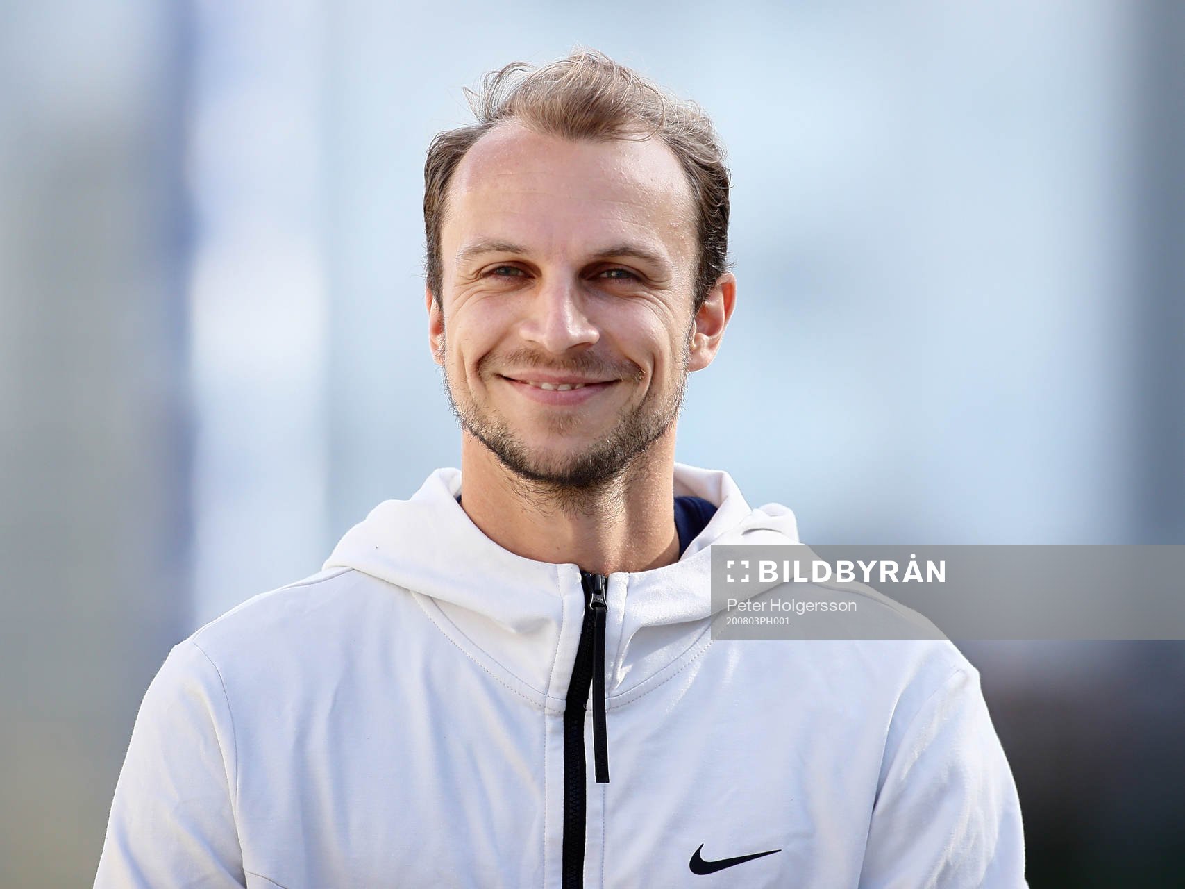 IFK Norrköpings Lars Krogh Gerson på väg till