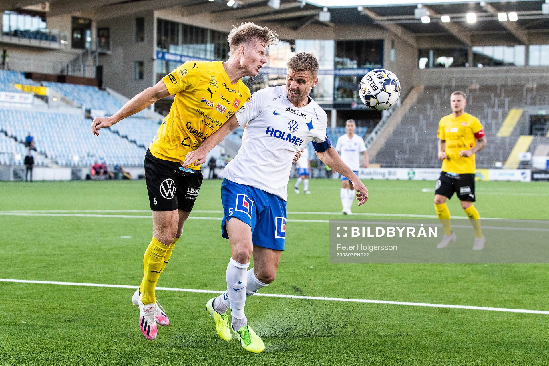 Mjällbys Joel Nilsson och IFK Norrköpings Christoffer