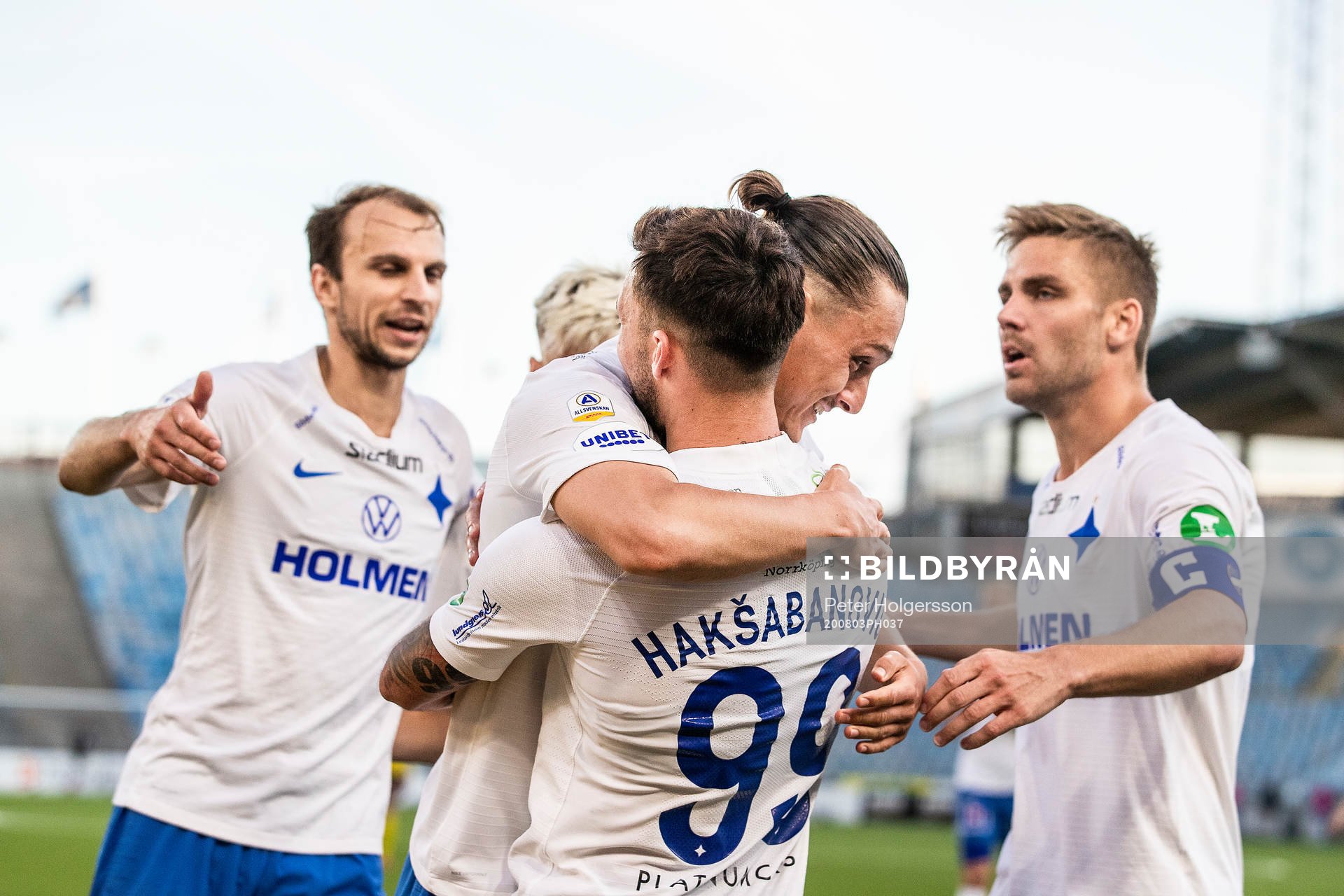 IFK Norrköpings Sead Haksabanovic jublar med Jonathan