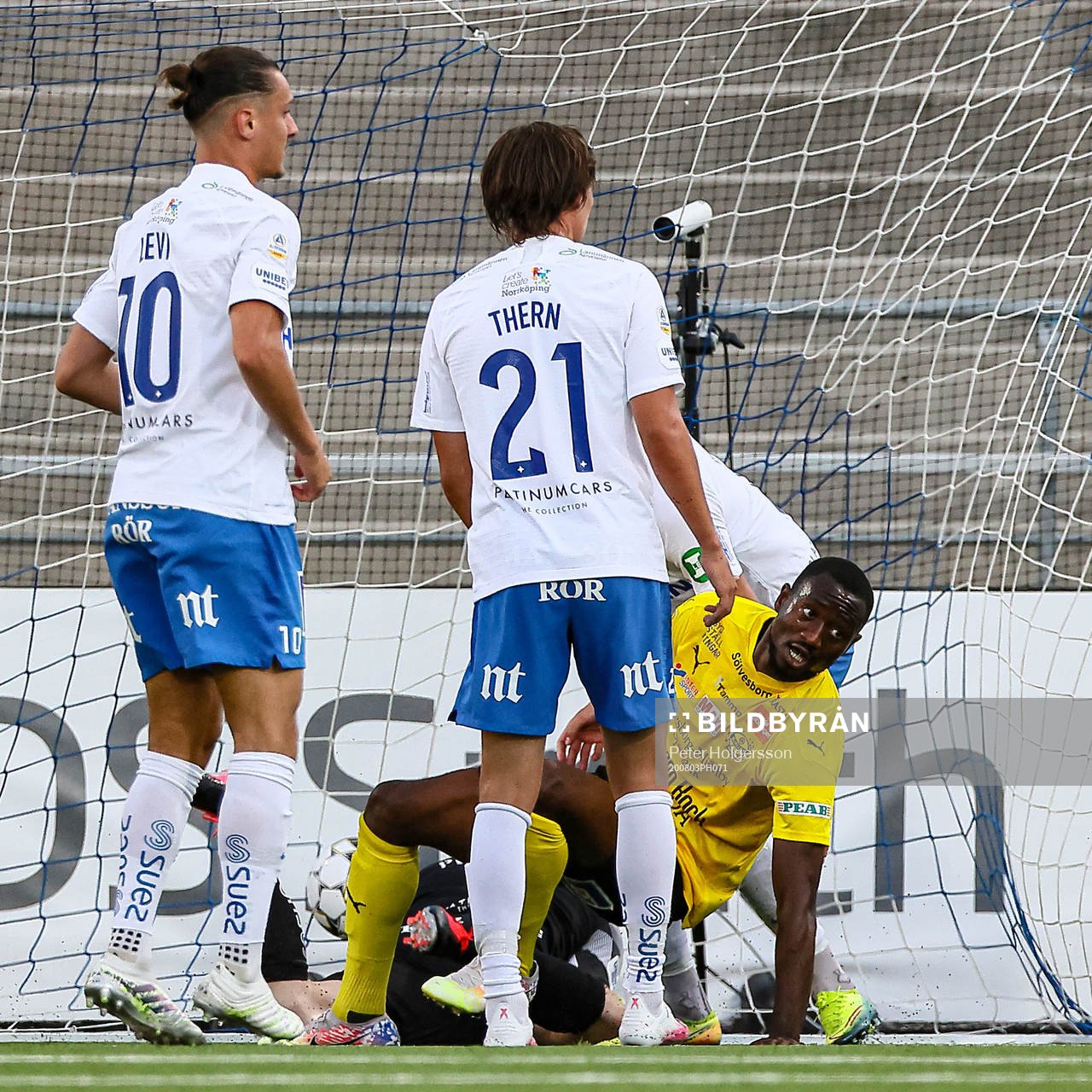 Mål 1-1 av Mjällbys Moses Ogbu