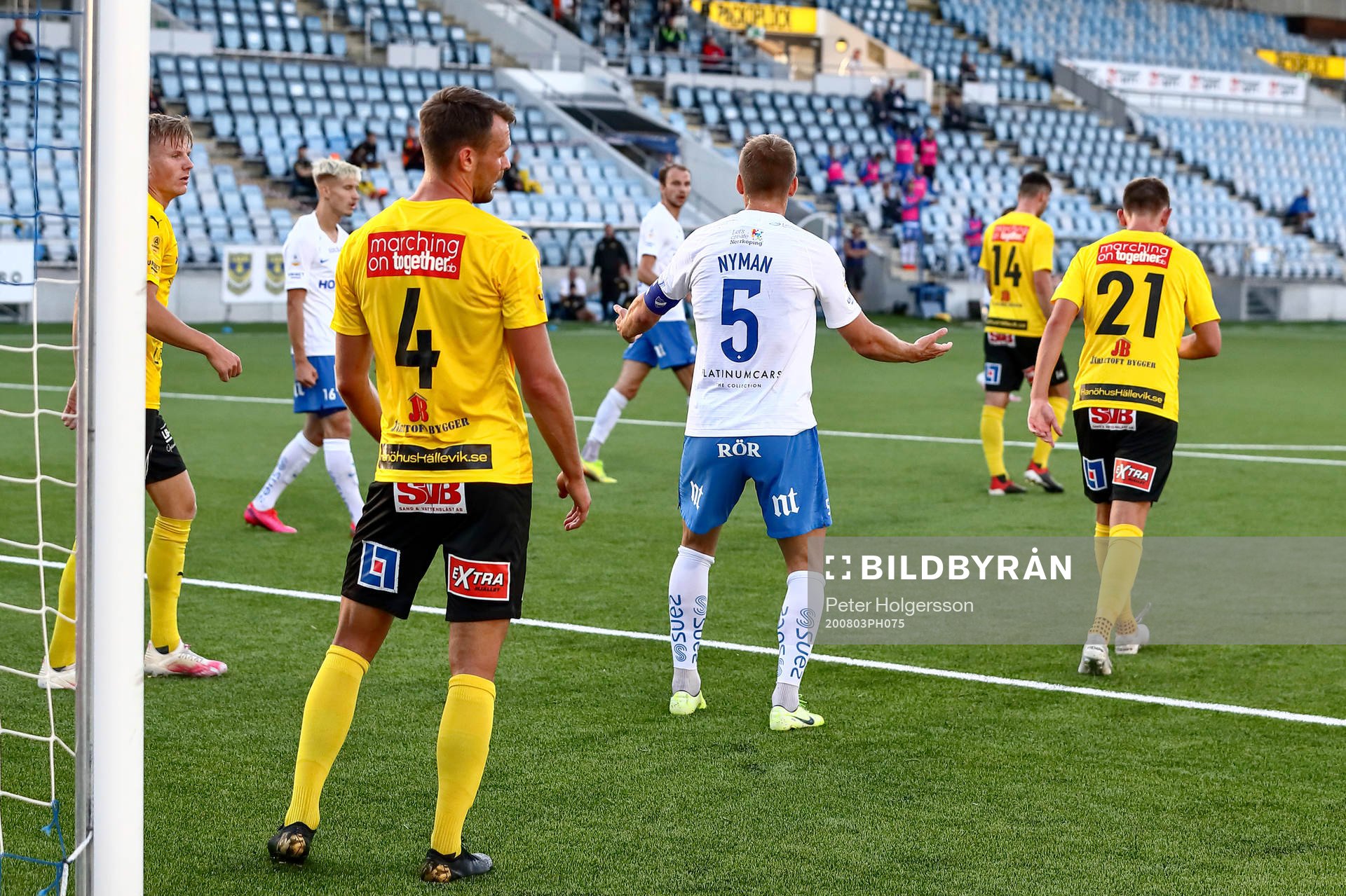 IFK Norrköpings Christoffer Nyman reagerar