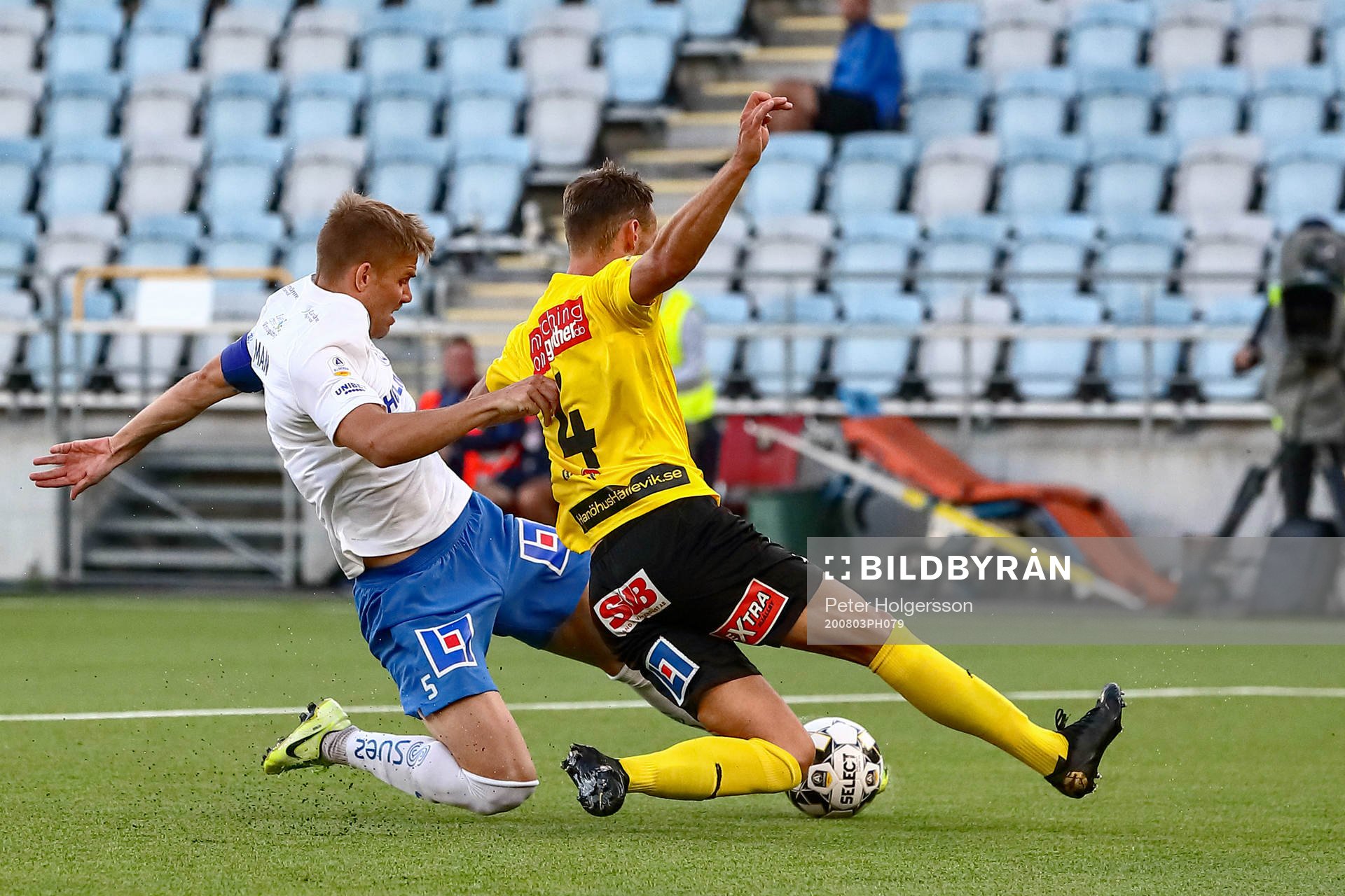 IFK Norrköpings Christoffer Nyman och Mjällbys Max Watson