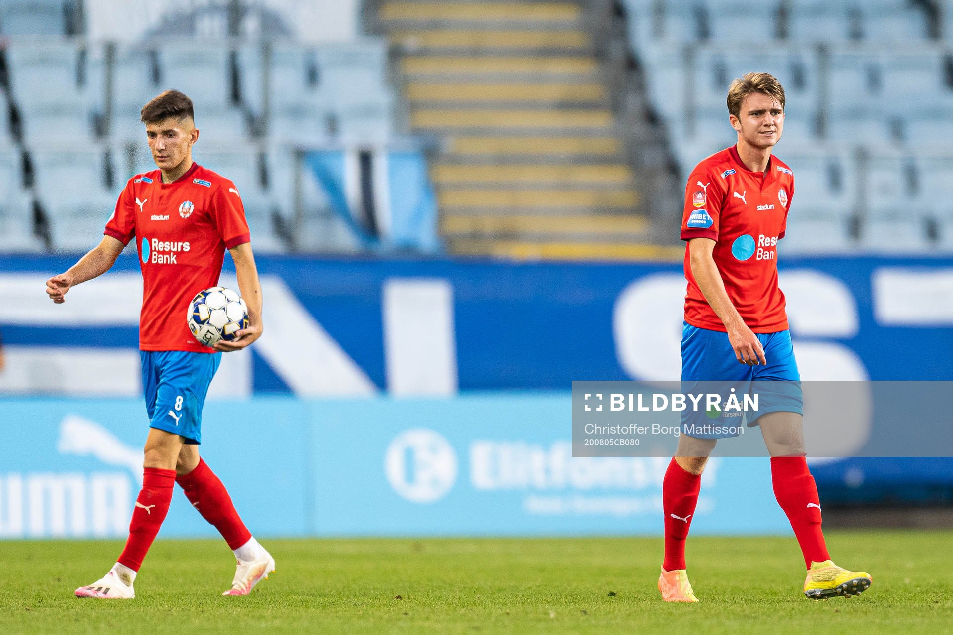 Helsingborgs Armin Gigovic och Ludvig Carlius deppar
