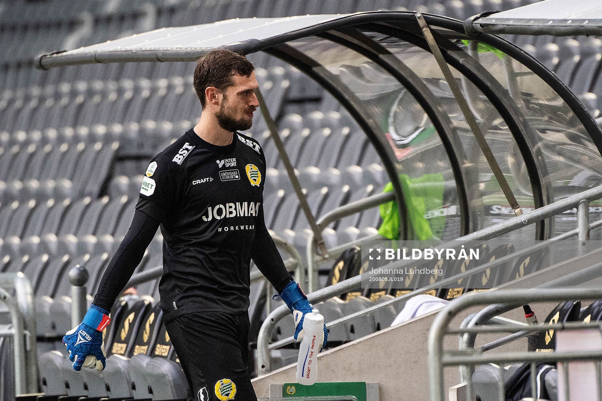 Hammarbys målvakt Davor Blazevic deppar