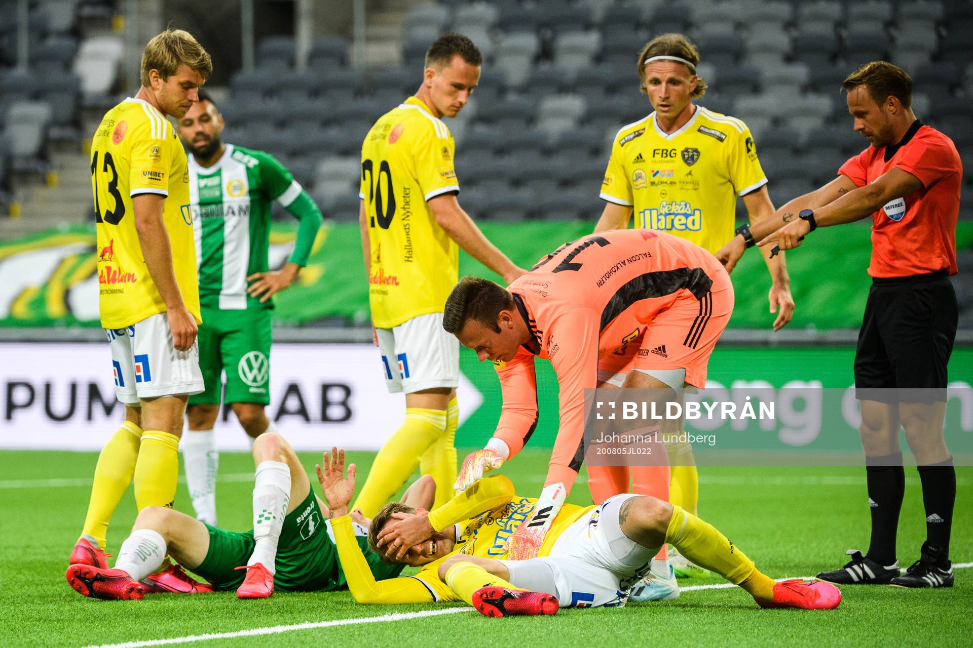 Falkenbergs Tobias Karlsson och Hammarbys Darijan Bojanic
