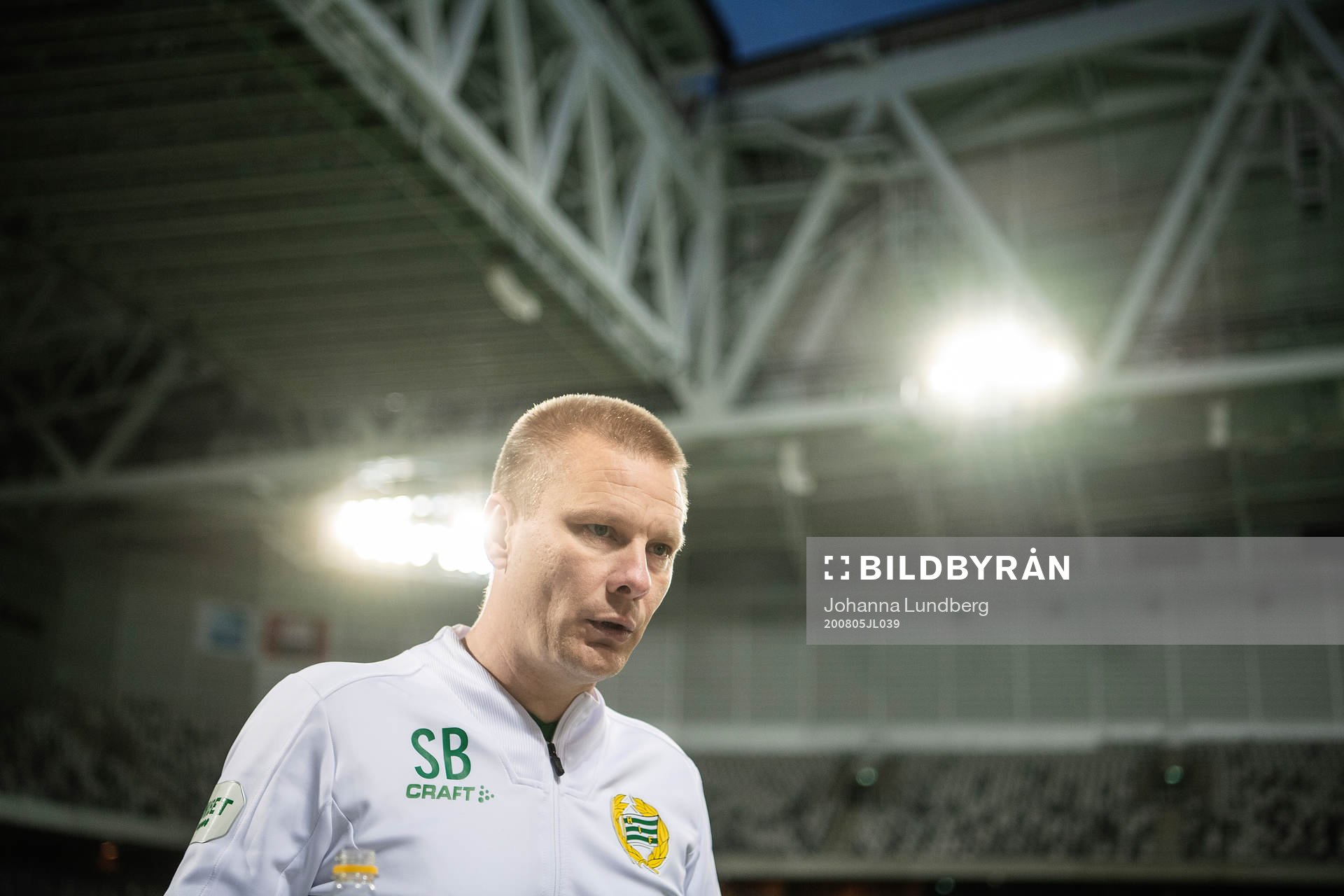 Hammarbys tränare Stefan Billborn deltar i en