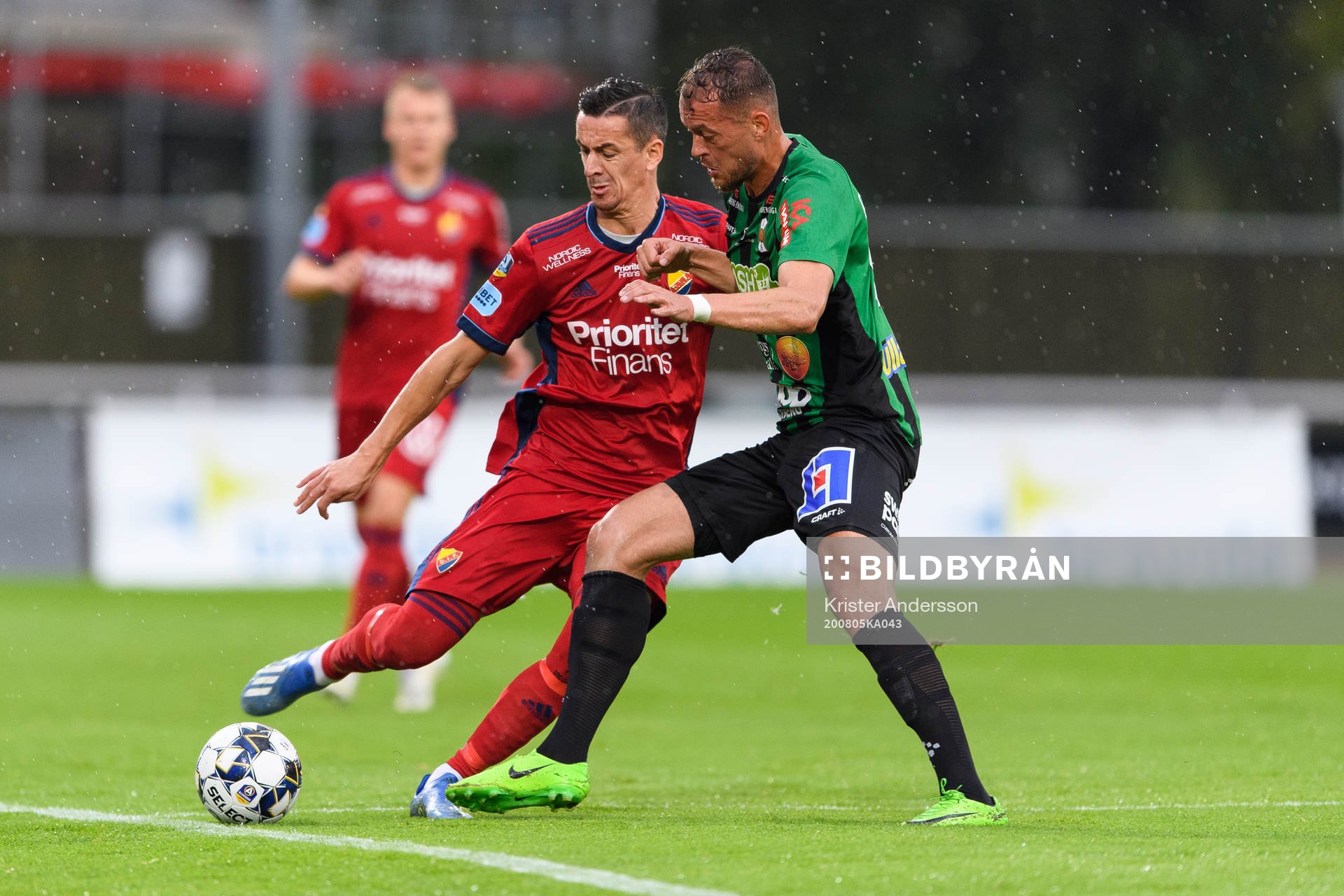 Djurgårdens Haris Radetinac och Varbergs Albert Ejupi