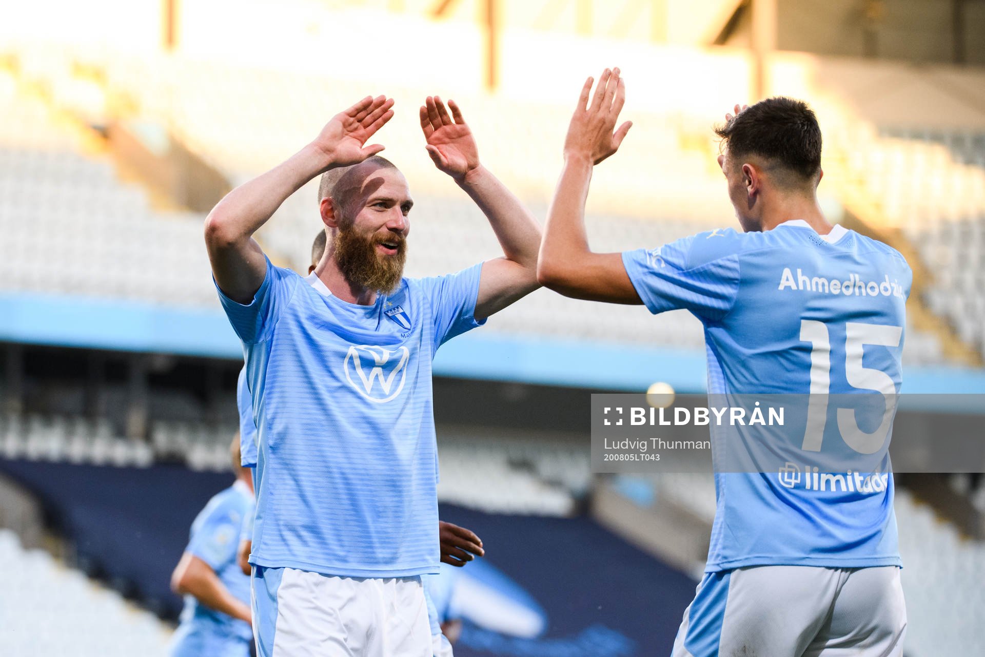 Malmö FFs Jo Inge Berget och Anel Ahmedhodzic jublar
