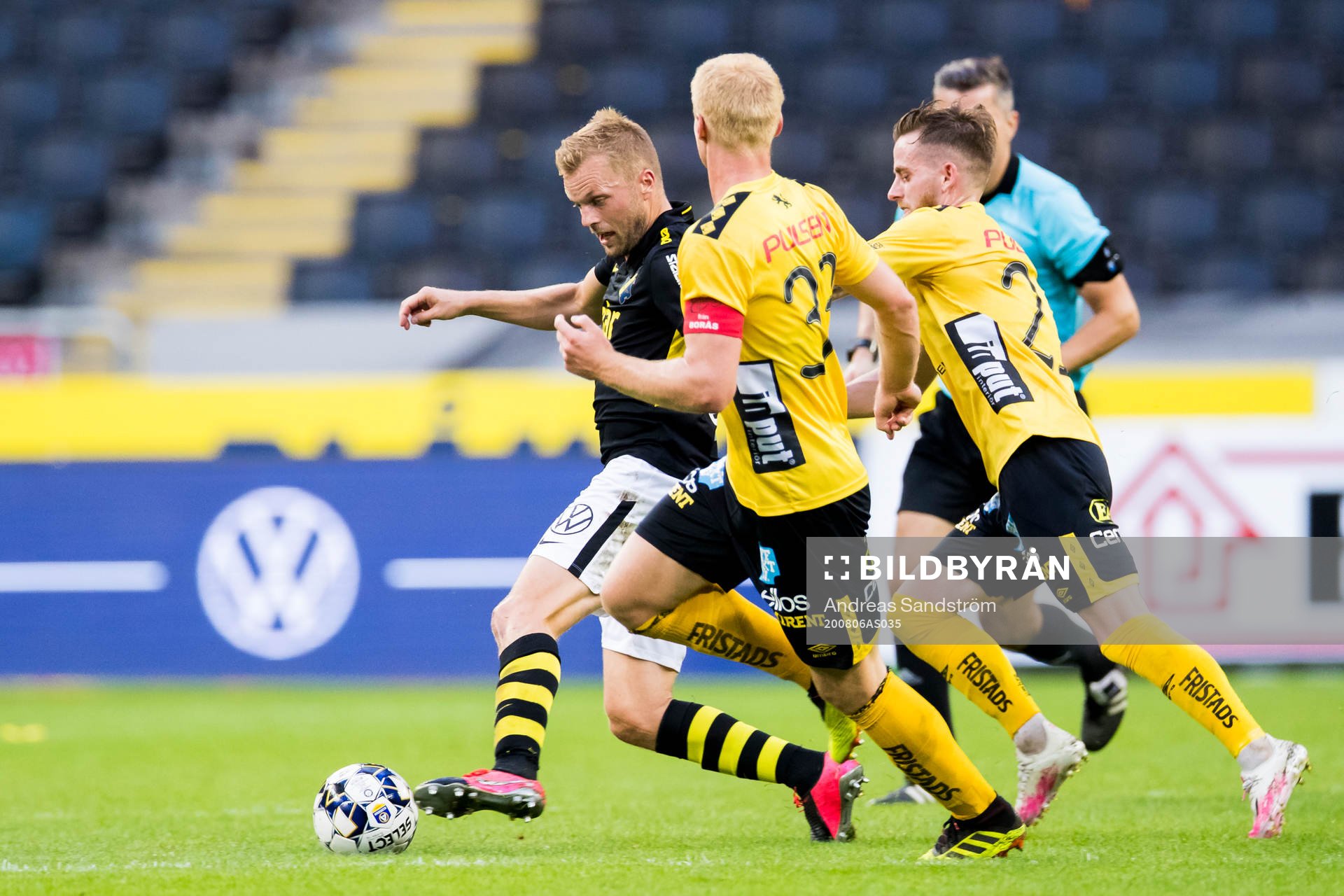 s Sebastian Larsson