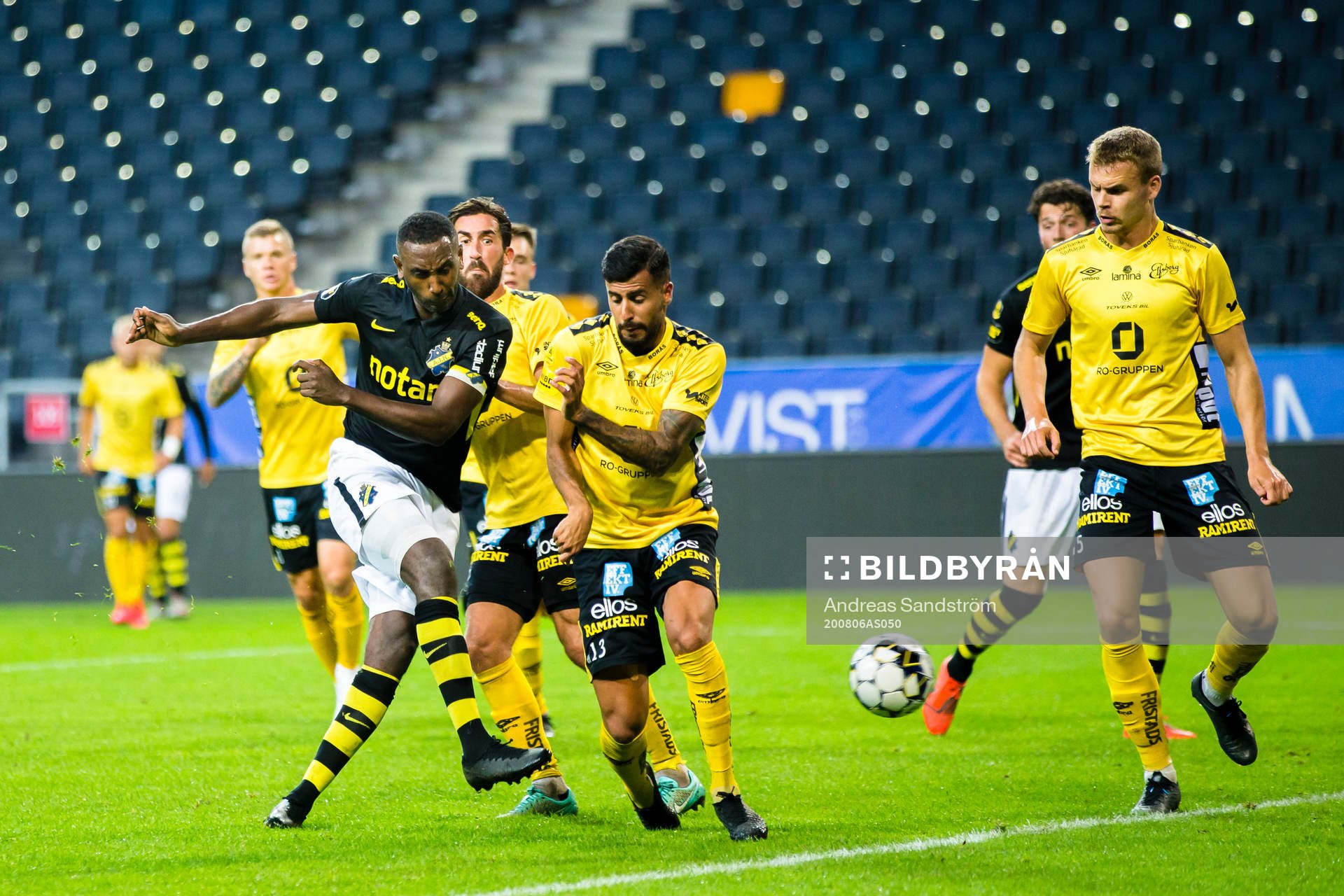 s Henok Goitom gör 1-2 bakom Elfsborgs målvakt Tim