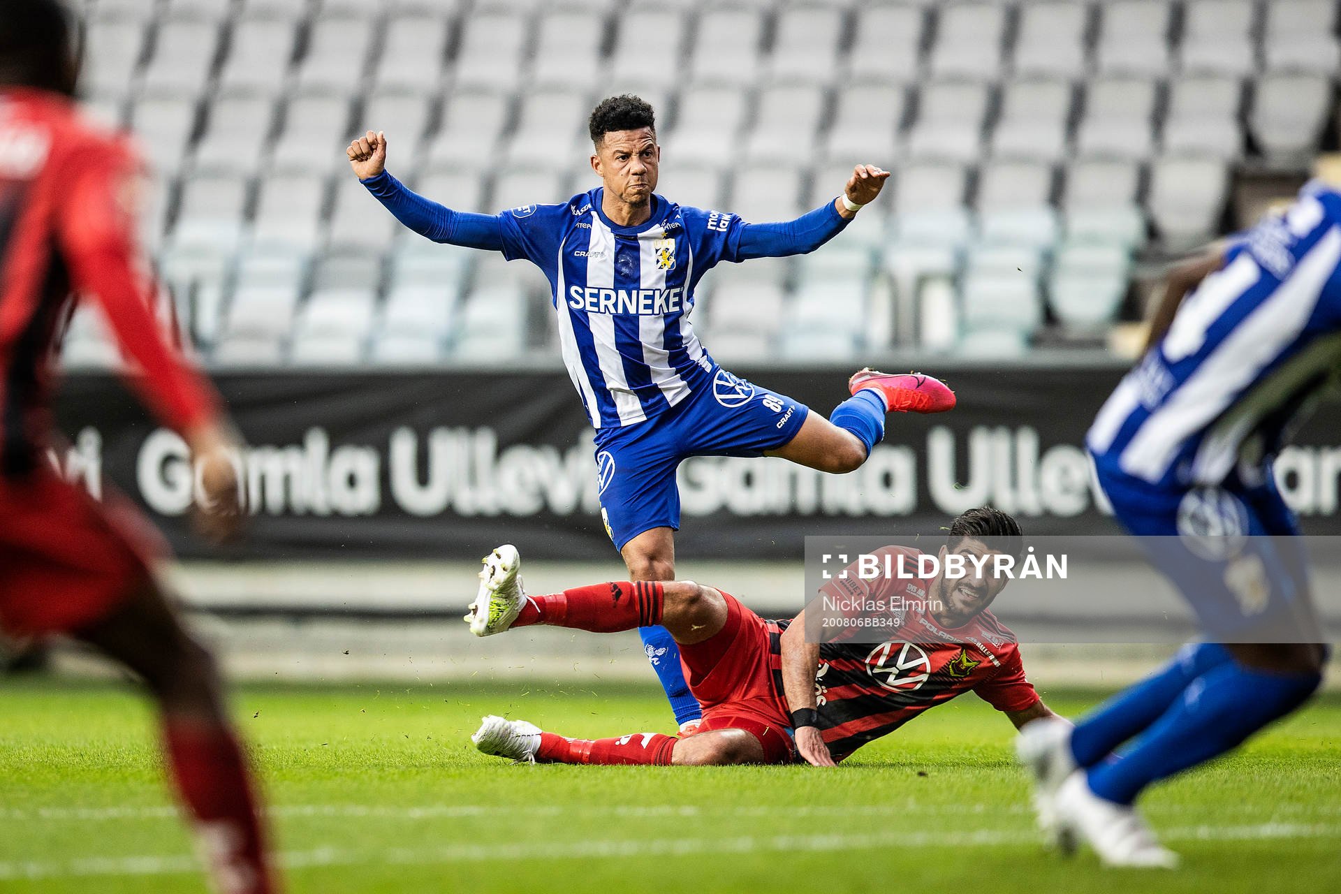 IFK Göteborgs Tobias Sana och Östersunds Rewan Amin