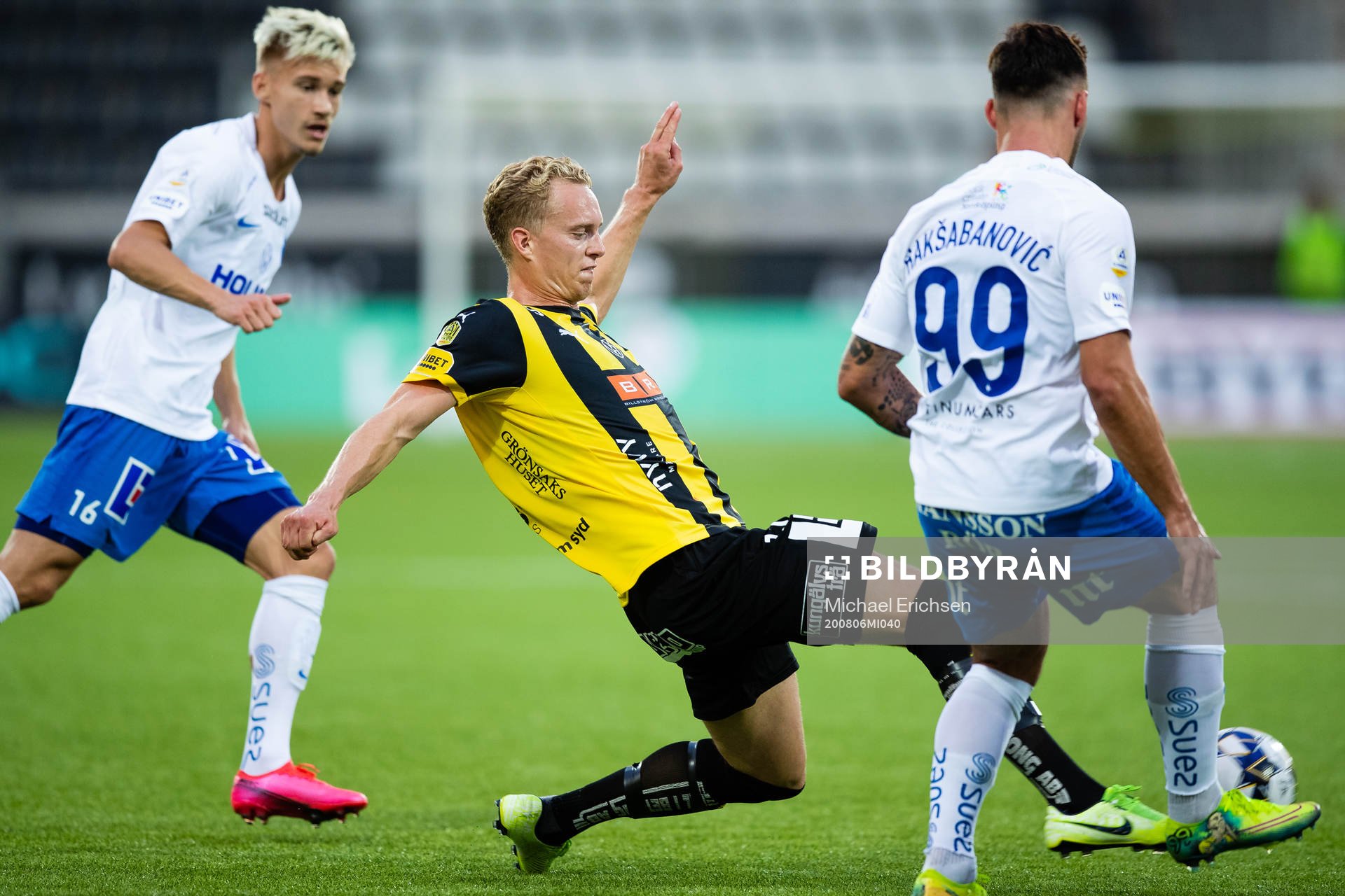 Häckens Gustav Berggren och IFK Norrköpings Sead